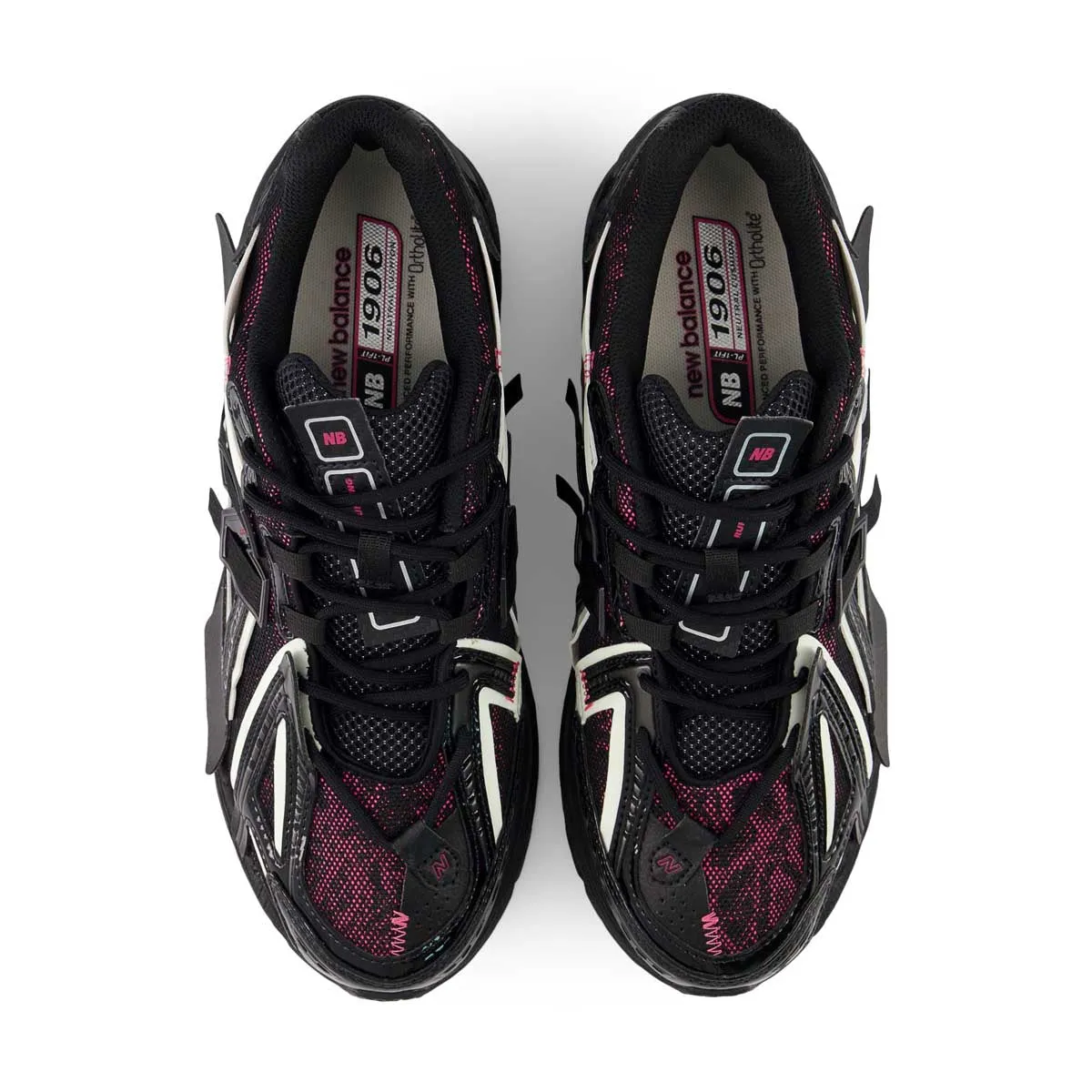 Neutral Control 1906A 'Black Dragon Berry'