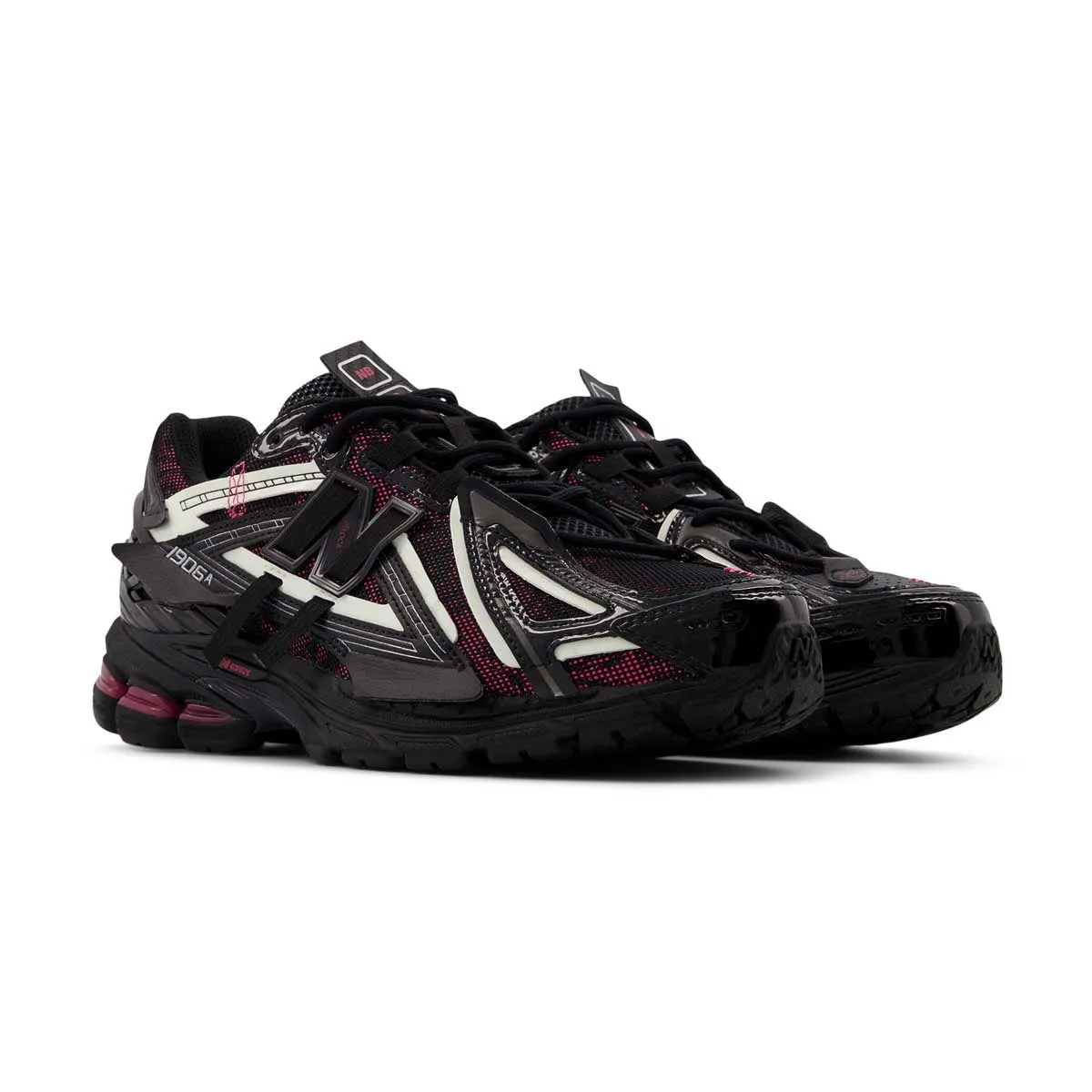 Shock Diffusing Midsole Recycled Polyester Blend 1906A 'Black Dragon Berry'