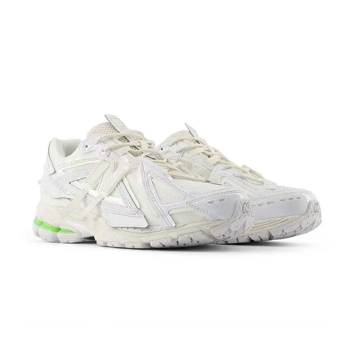 1906A 'White Mint Flash' Comfort Tongue
