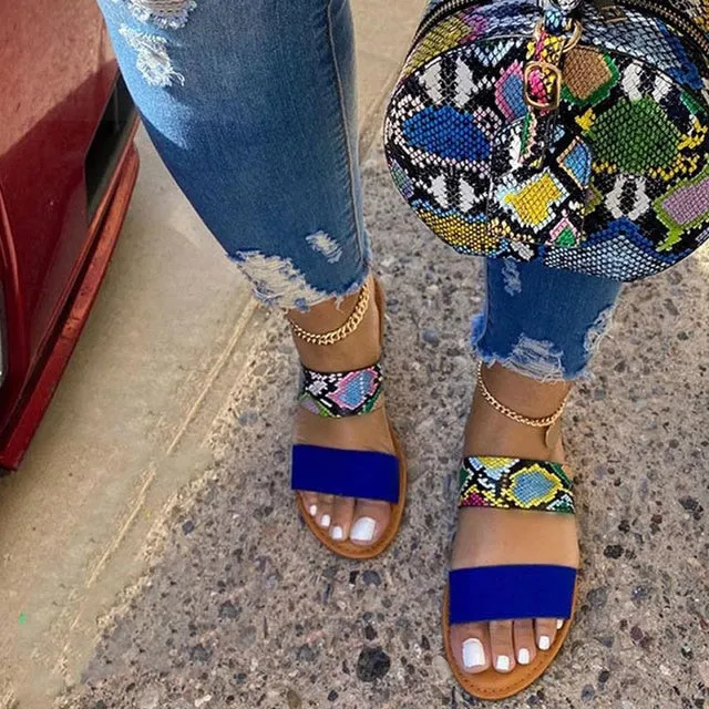 2025 Women’s Outdoor Beach Sandals – Double-Layer Leather Graffiti Print Non-Slip Slippers