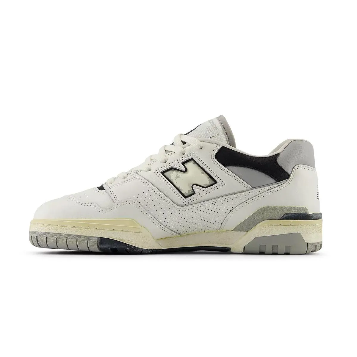 550 'Sea Salt' Soccer Field Light   Weight Design