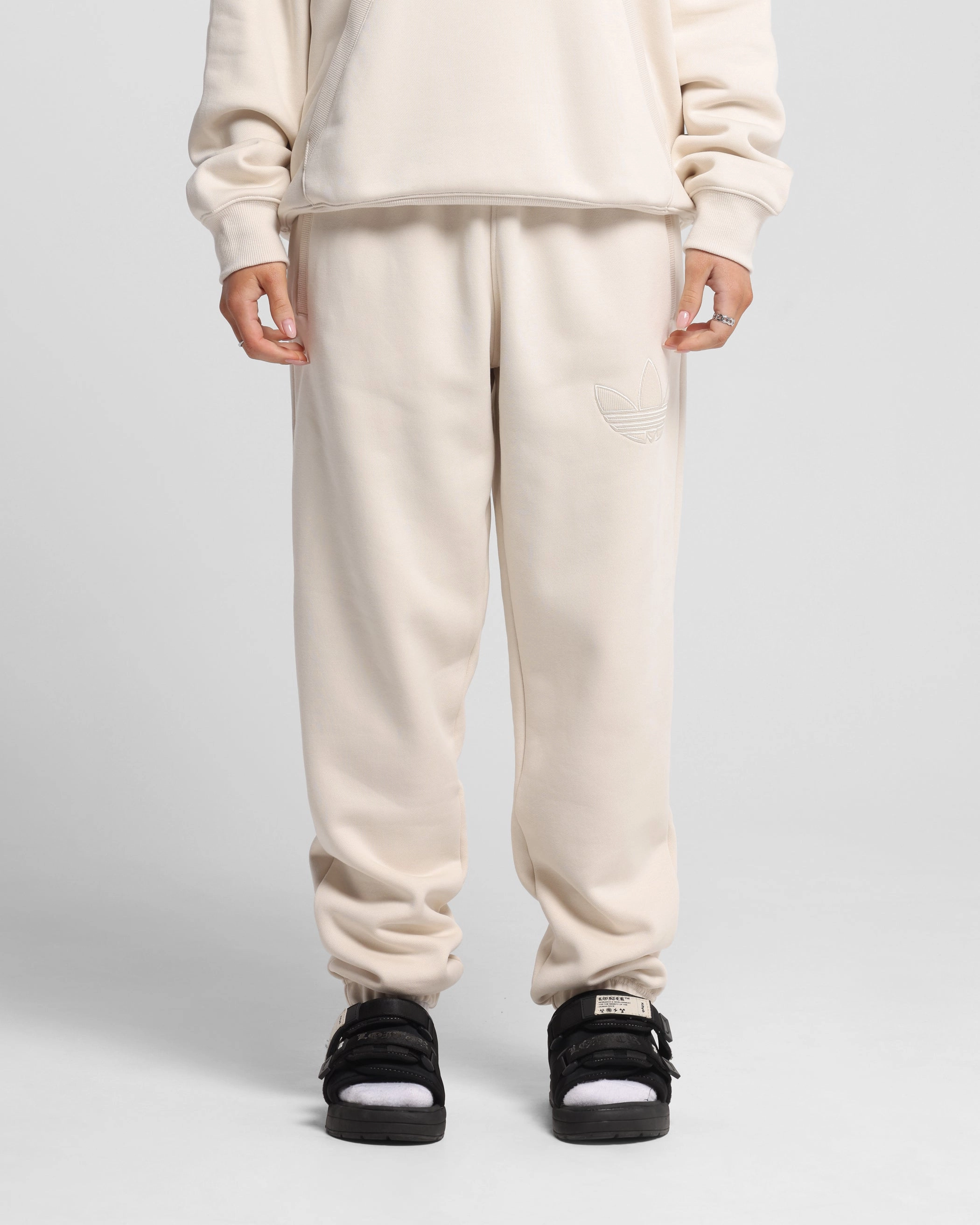 Versatile Wearable Adidas Originals 70's Fleece Joggers Wonder White