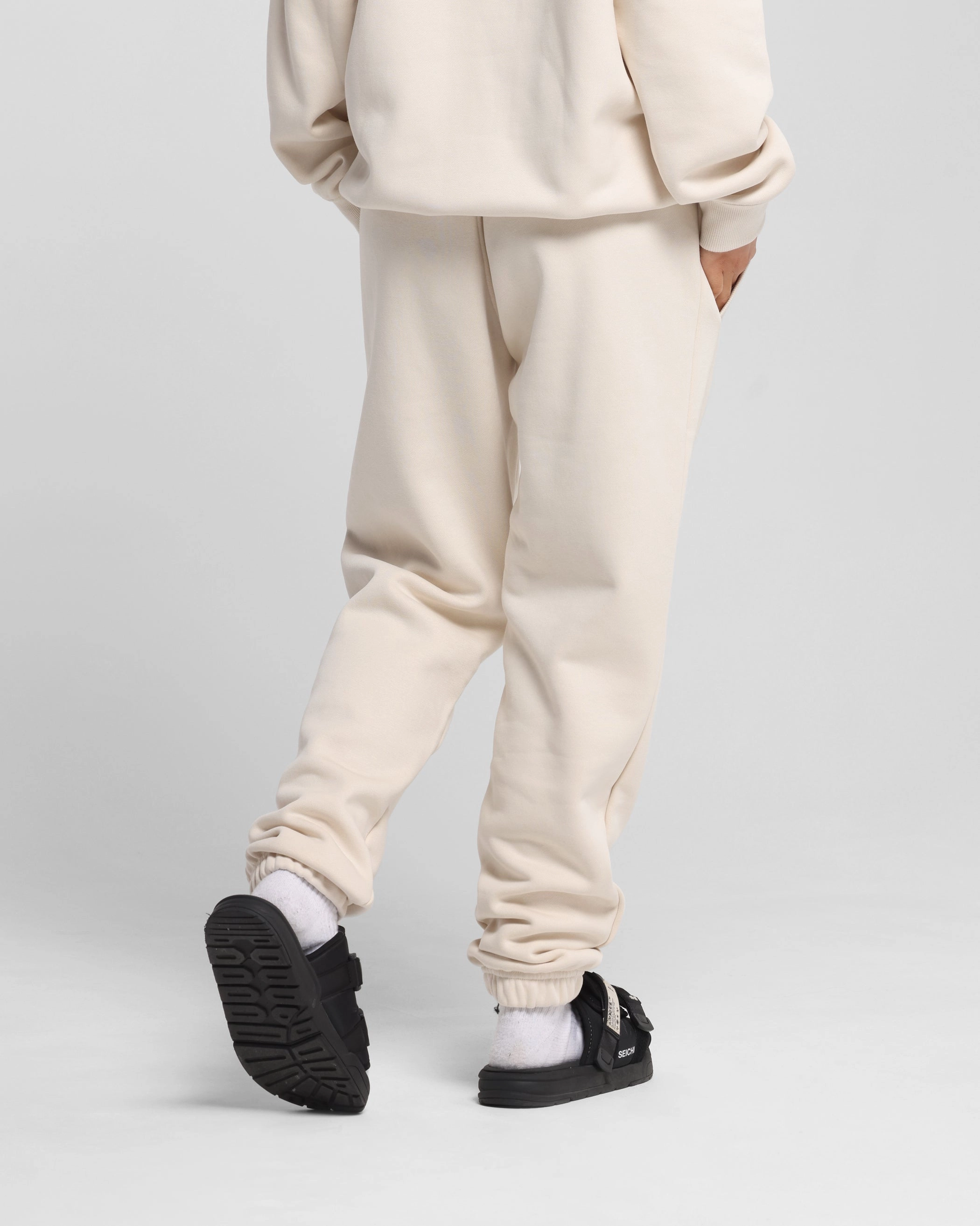 Adidas Originals 70's Fleece Joggers Wonder White Flexibility Built-In