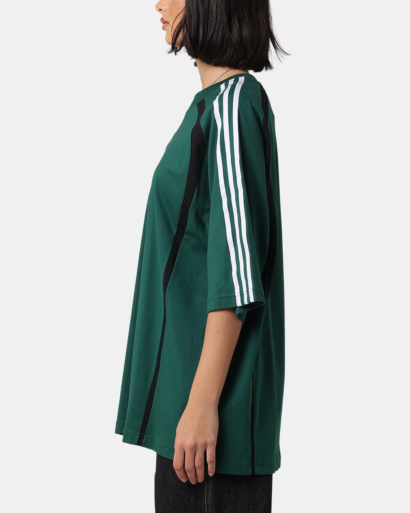 Adidas Oversized T-Shirt Collegiate Green Relaxed Comfort Stylish Wear