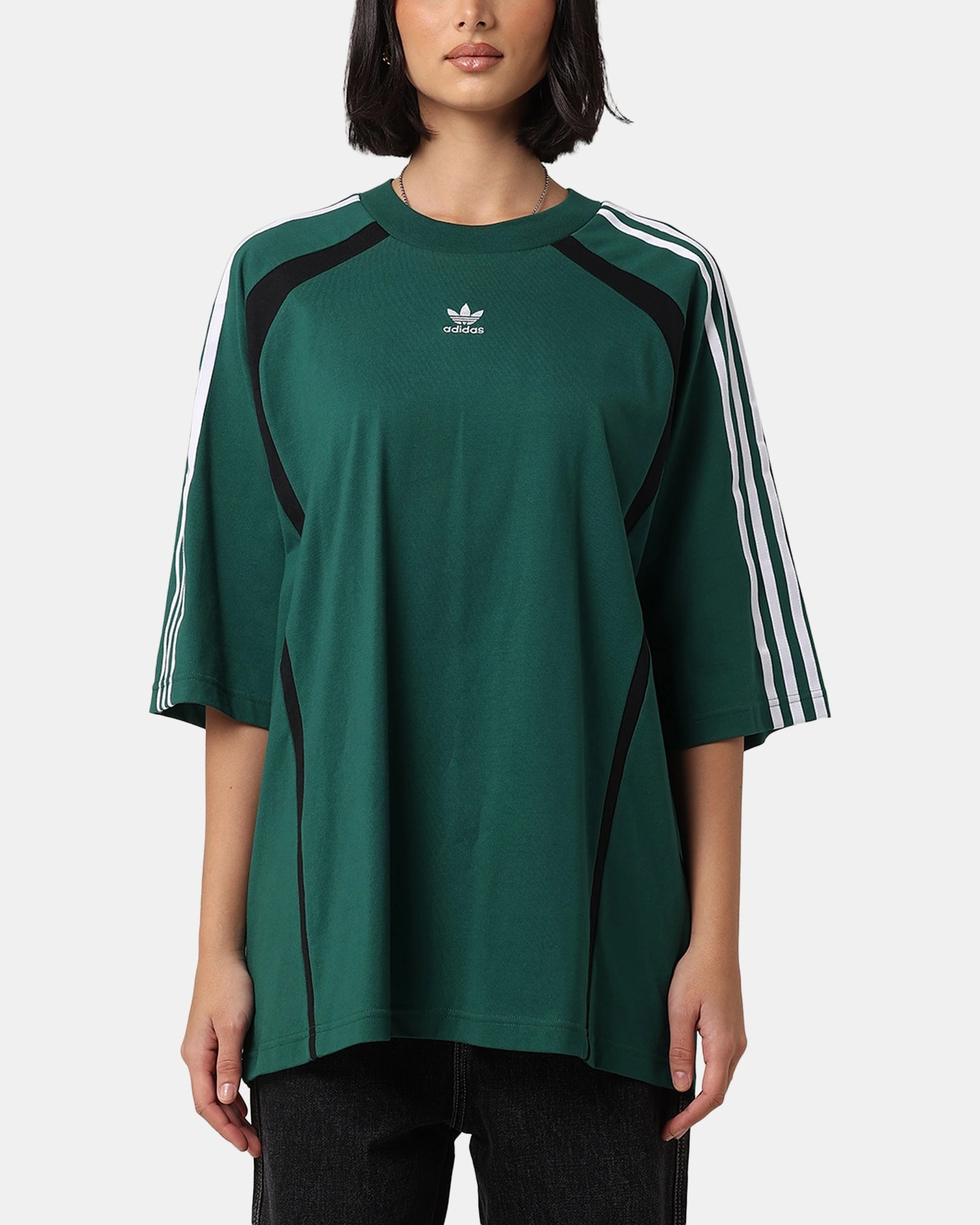 Seasonal Comfort Chic Fashion Adidas Oversized T-Shirt Collegiate Green