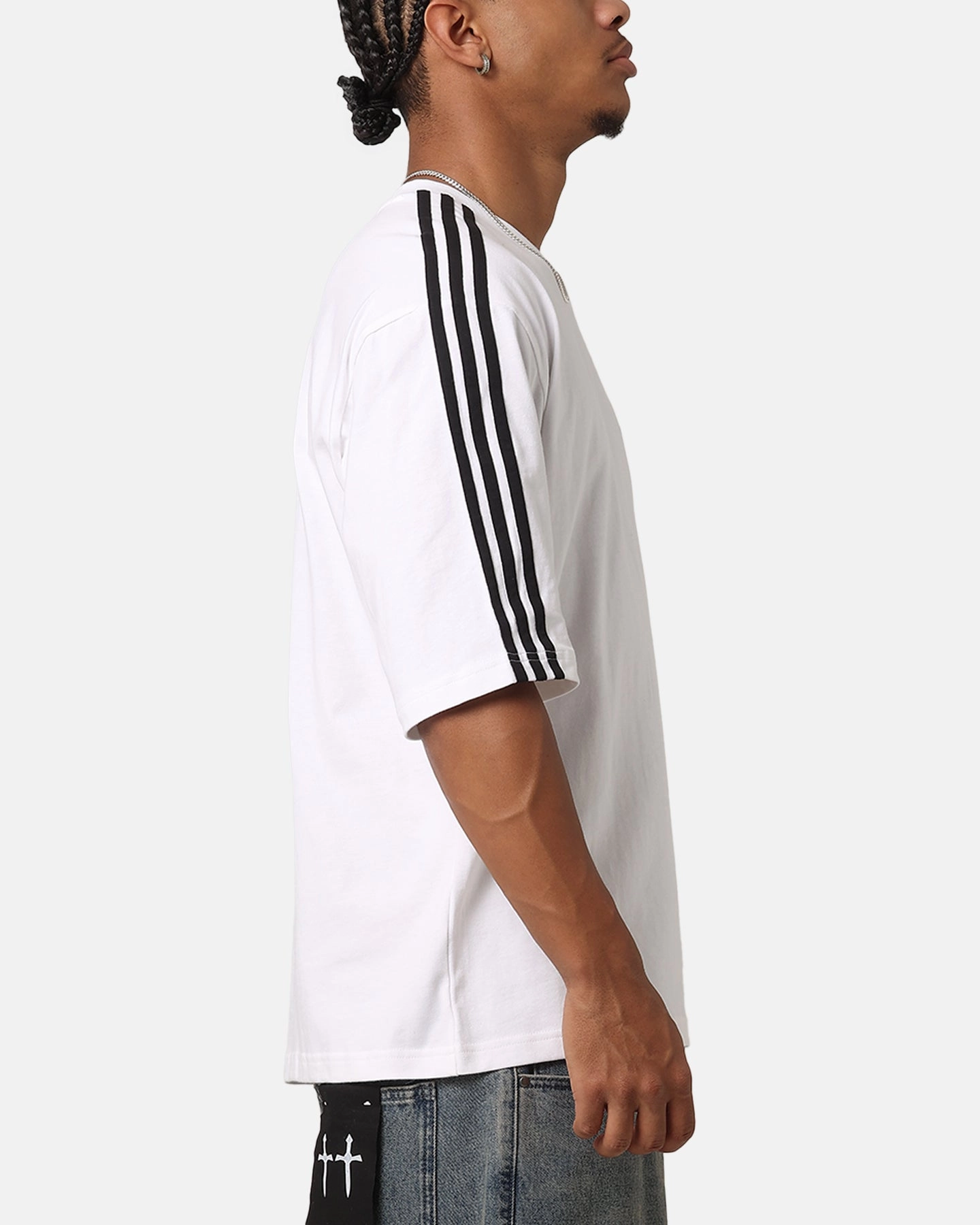 Adidas Oversized T-Shirt White Essential Style Wear Classic Outfit