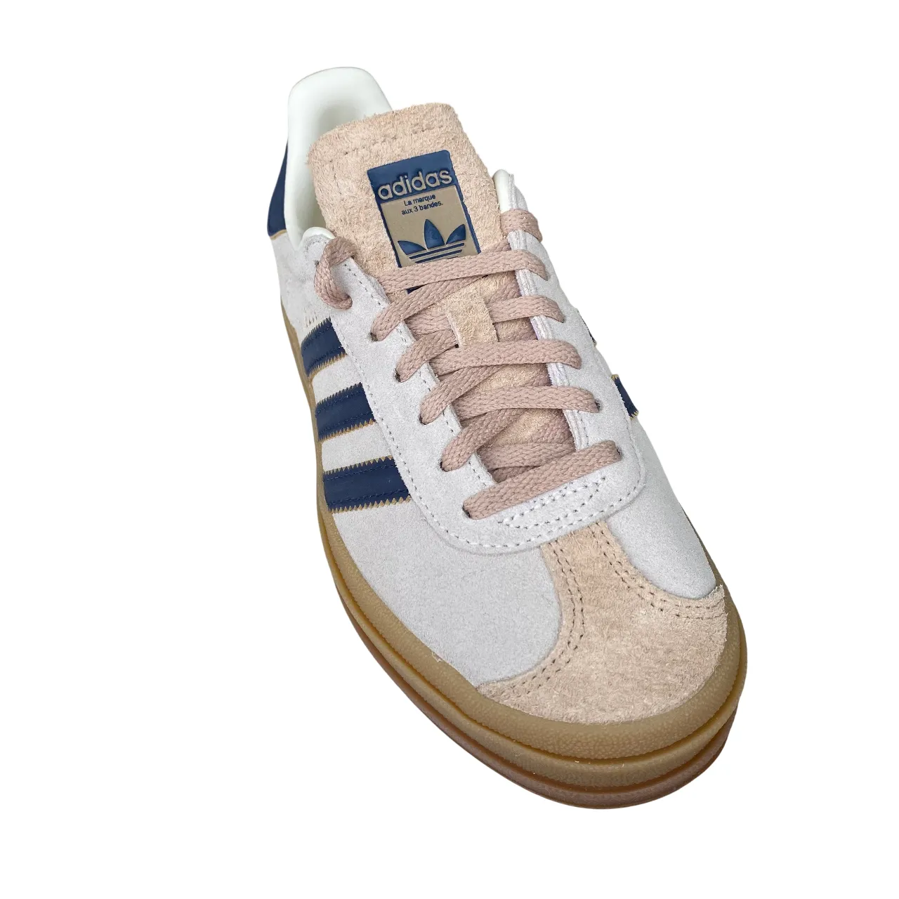 running in a crater area shoes Adidas Gazelle Bold JQ5126 | Sneakers Donna Crema-Indaco | Sportiamo
