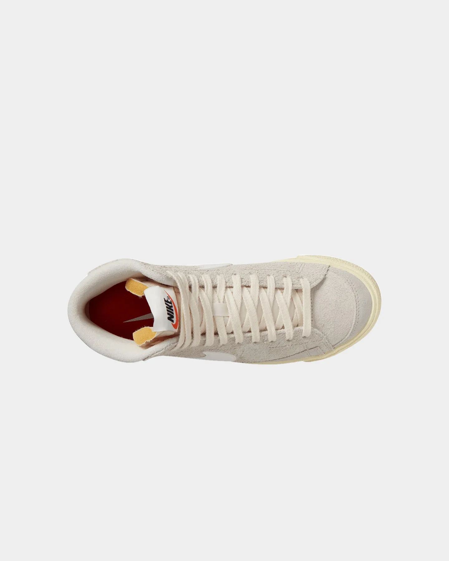 Nike Women's Blazer Mid '77 Vintage Light Bone/Sail running for a way to stay focused ergonomic - design - efficiency shoes