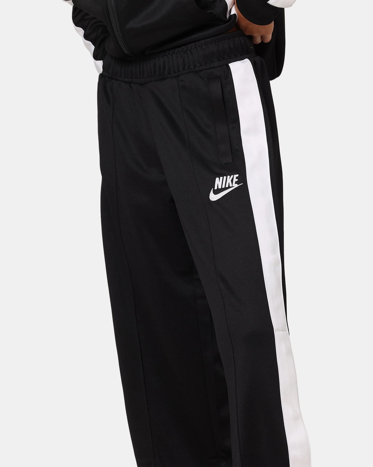Nike Women's Sportswear Pants Black/White Flatlock Seams Trendy Fit