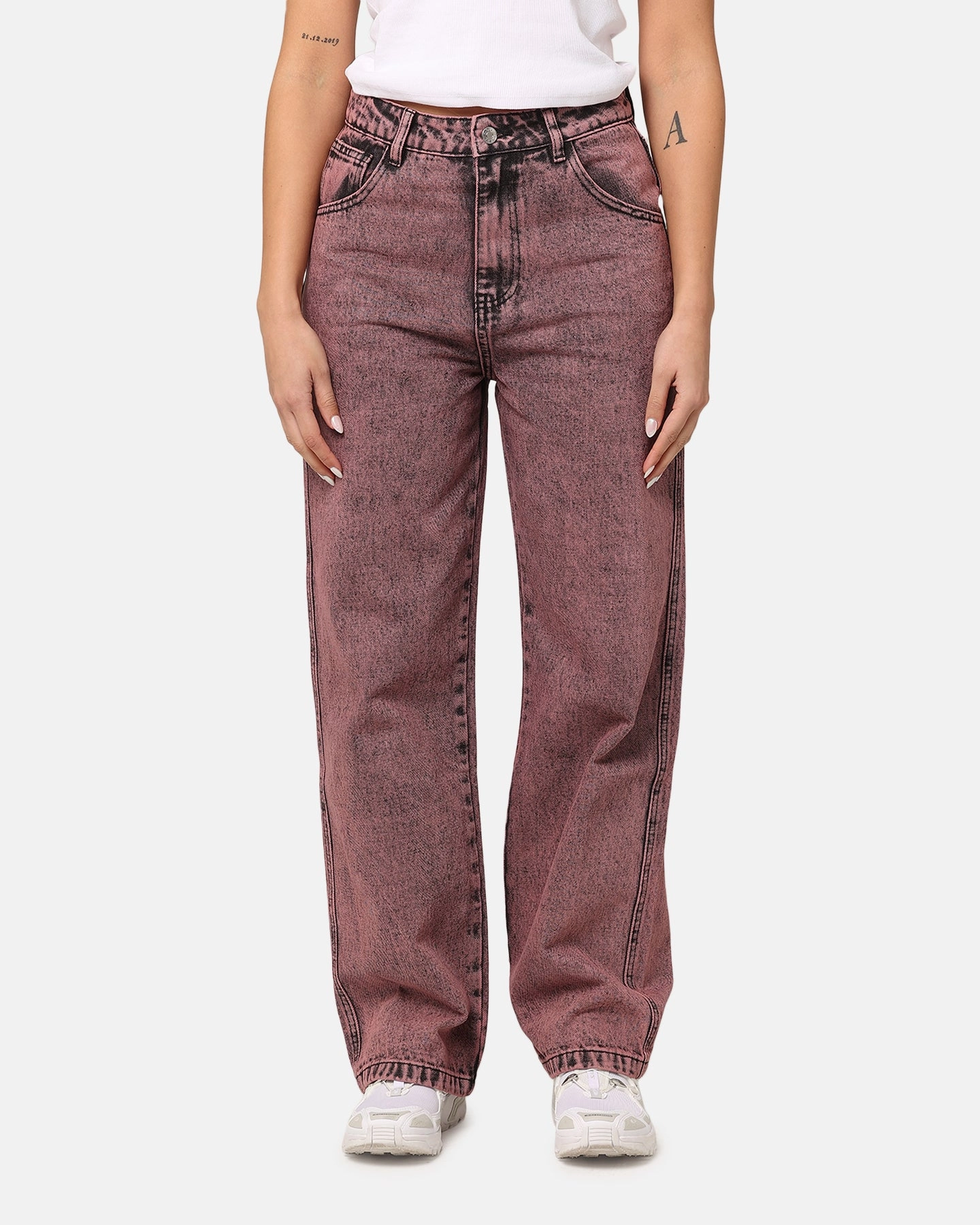 Comfy Look X-Girl Women's Gordon Jeans Washed Black