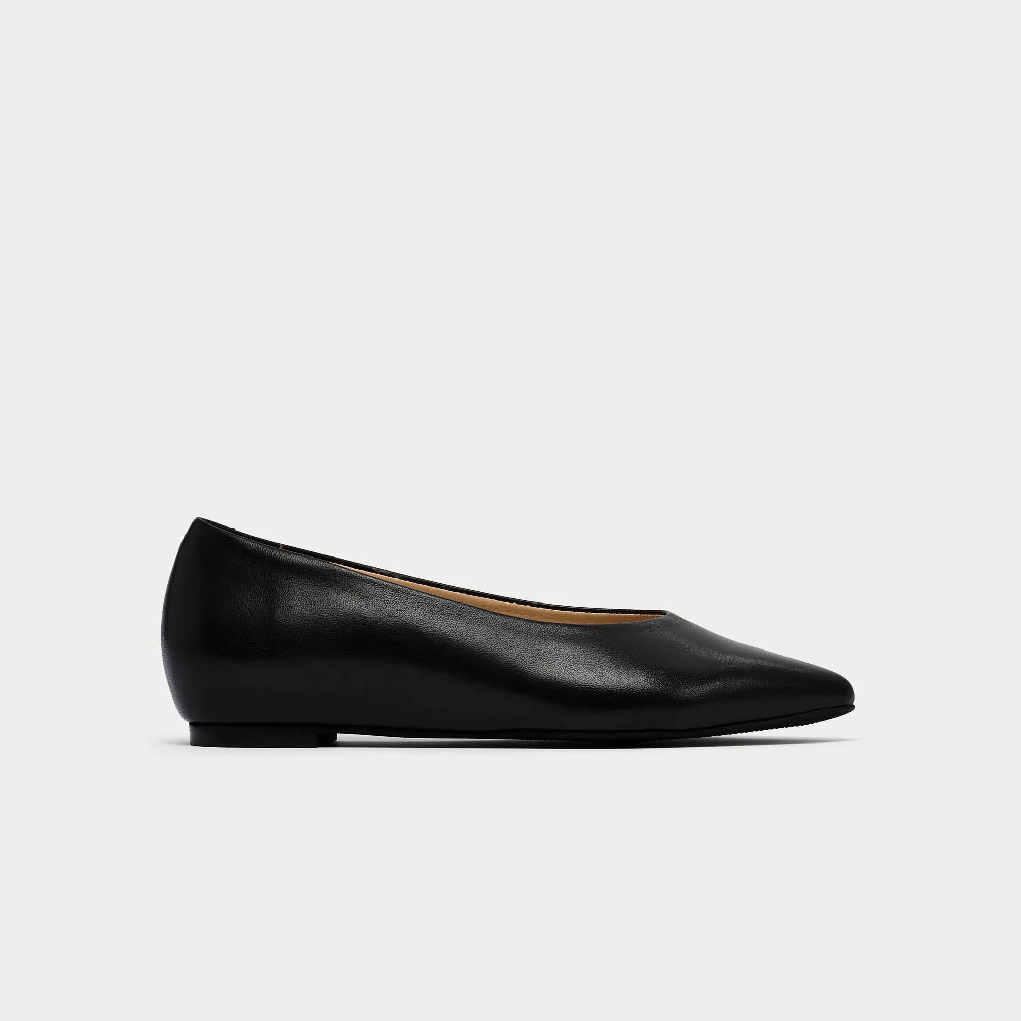 Agata - Black Leather