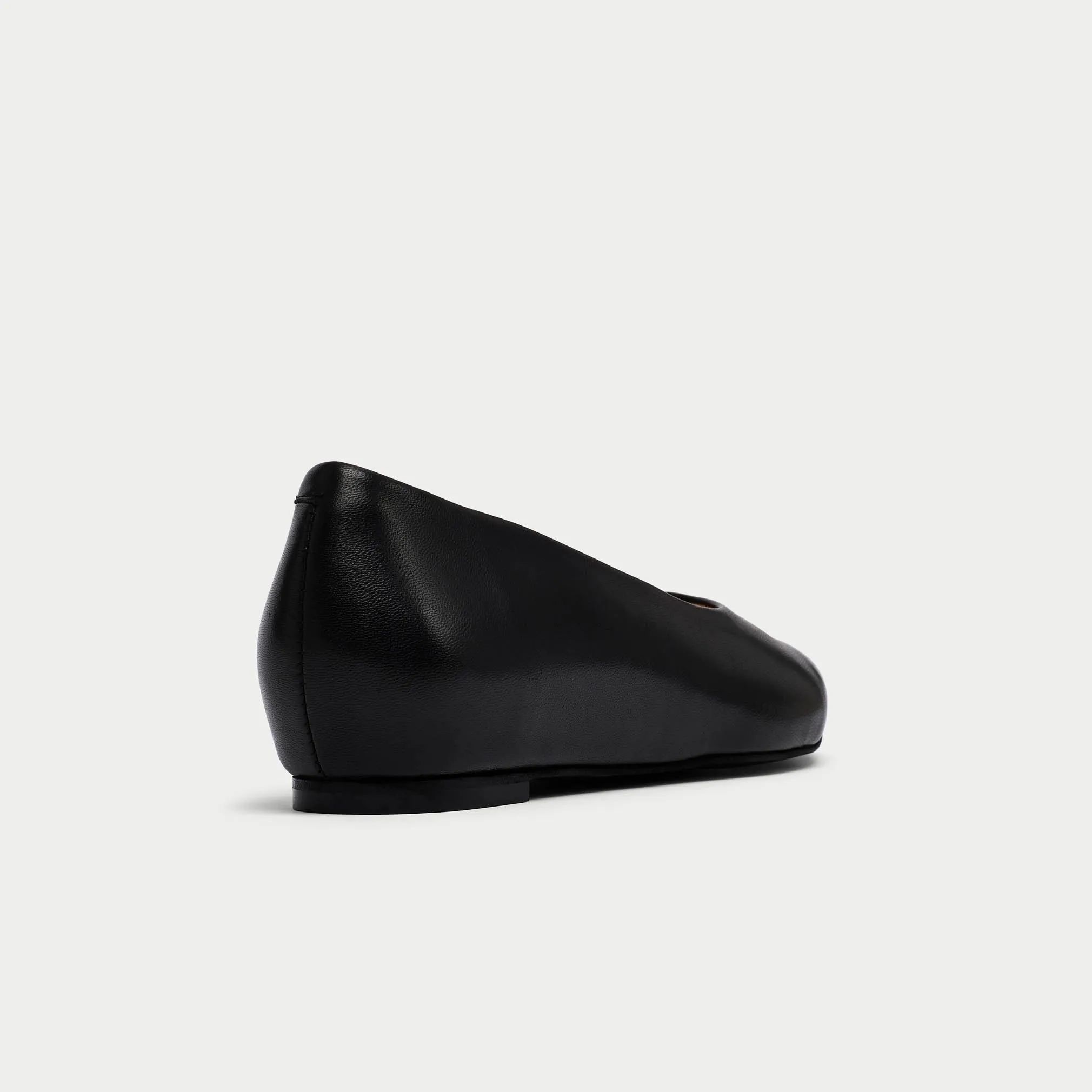 Agata - Black Leather