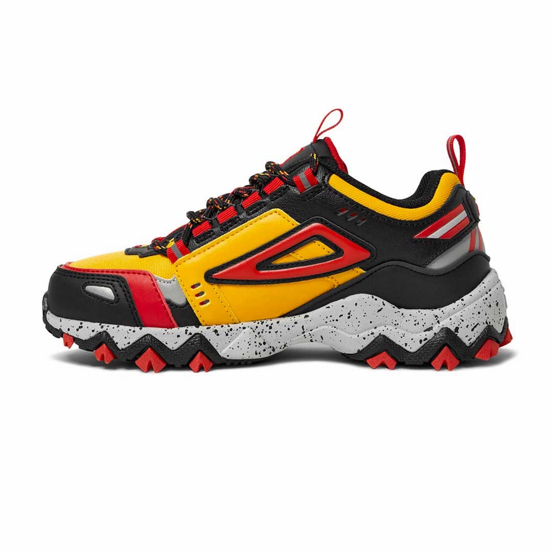 FILA - Kids' (Junior) Oakmont TR Shoes (3JM01648 704) Retro-inspired silhouette