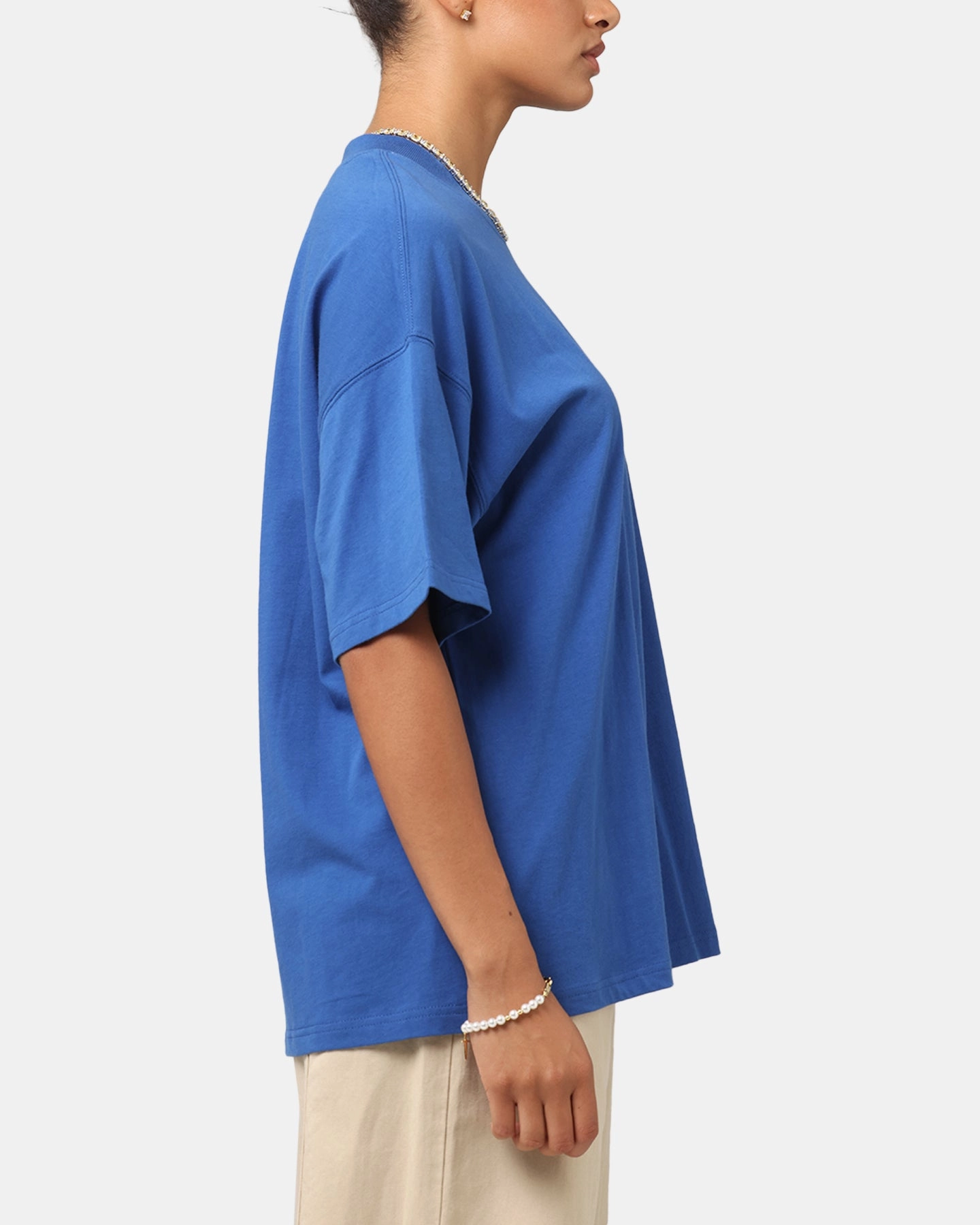 Carre Floral Pocket Oversized T-Shirt Blue Moisture Wicking Technology Easy Care