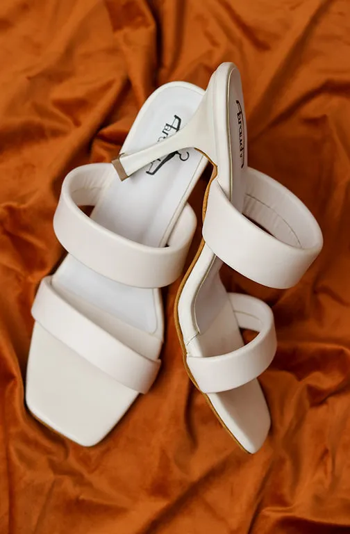 Brauch Women White Solid Stiletto Heel