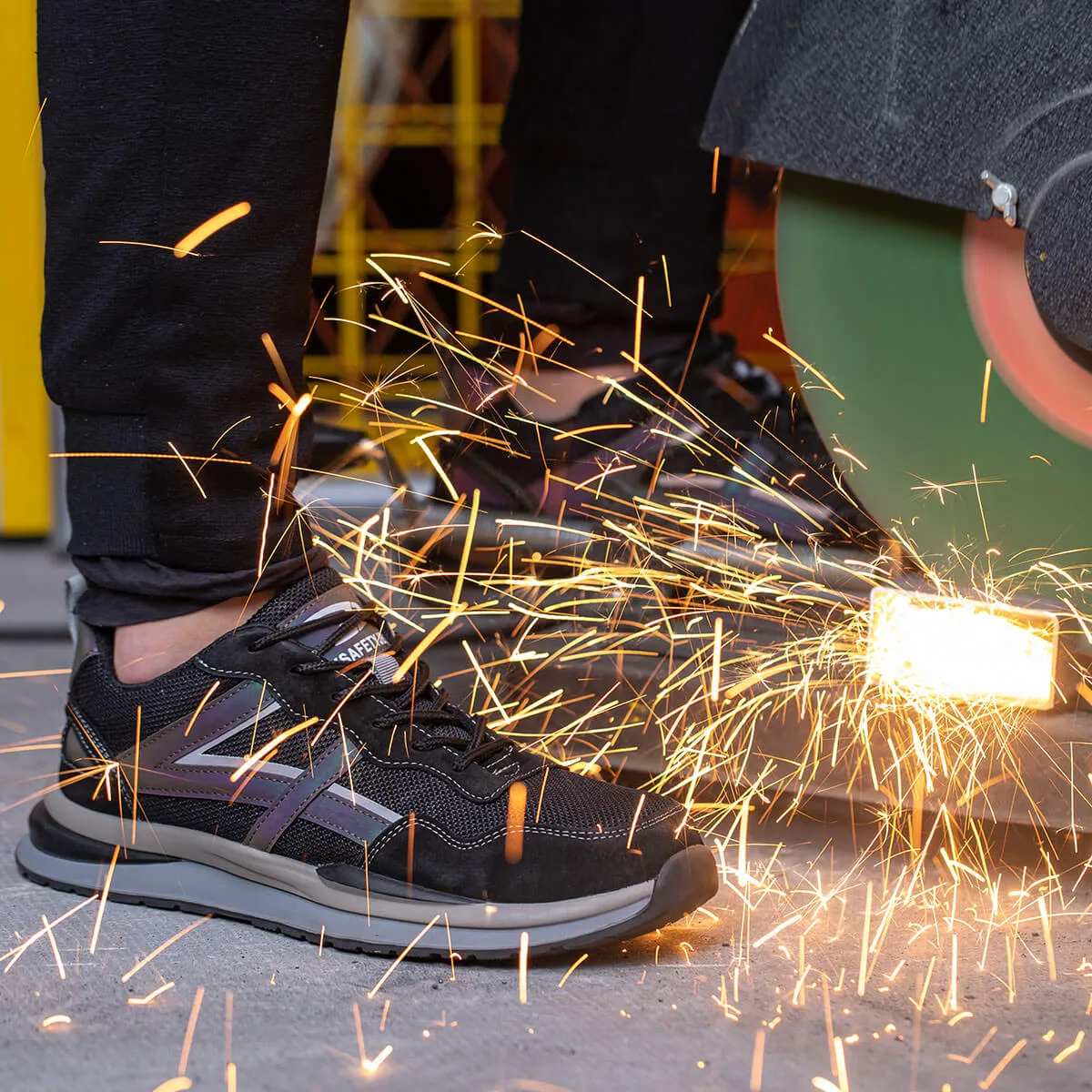 Breathable Steel Toe Boots for Men Women Work Puncture Proof Non Slip Safety Boot Industrial Construction Comfortable Outdoor Hiking Military Tactical
