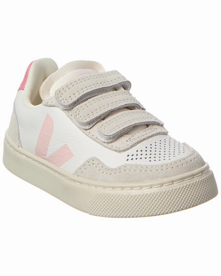 Fashion Layer VEJA Small V-90 O.T. Leather Sneaker