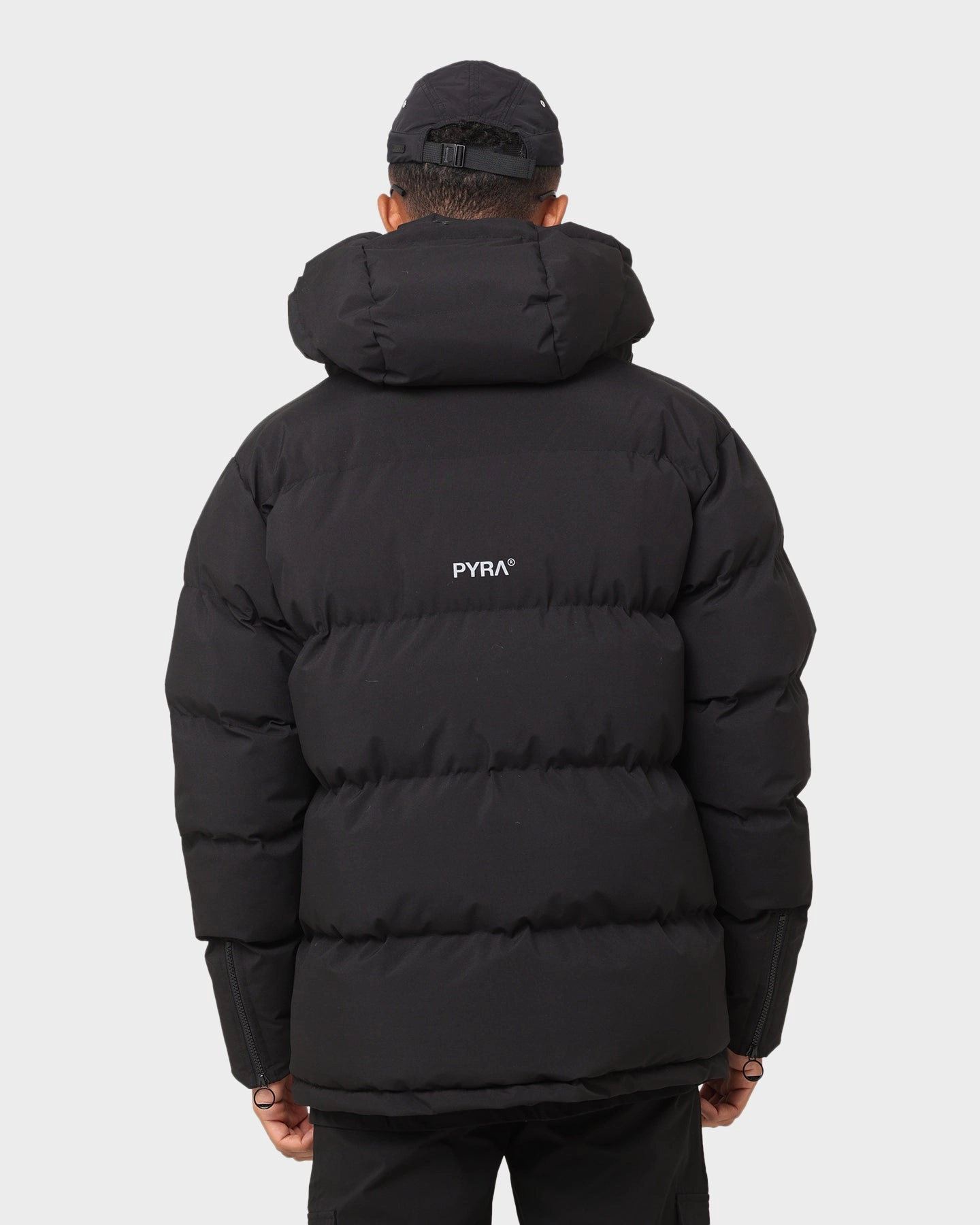 Solid Suitcase PYRA Alpine Puffa Jacket Black