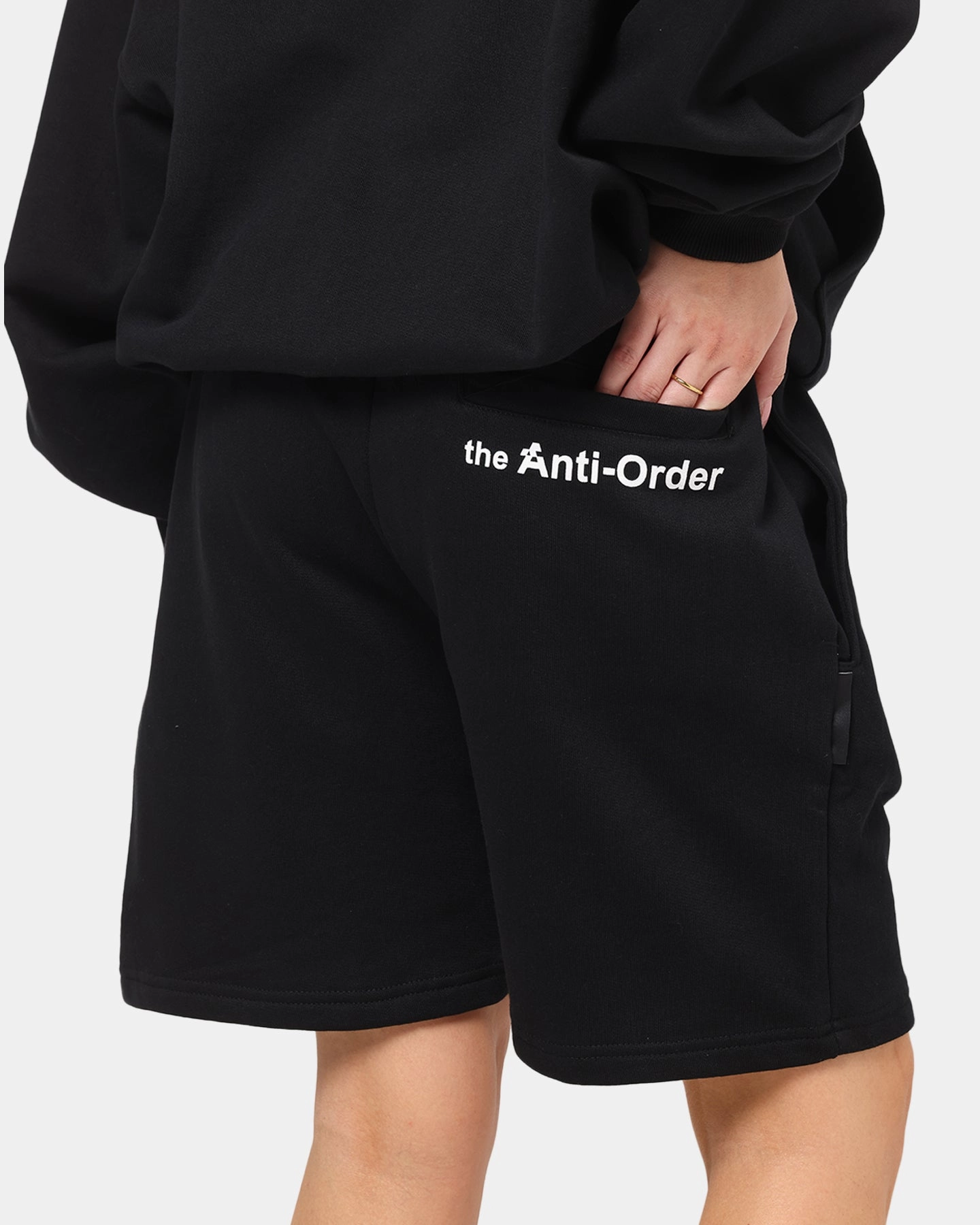 The Anti Order Alpha Inverse Shorts Black Flexible shape Simple and Cozy