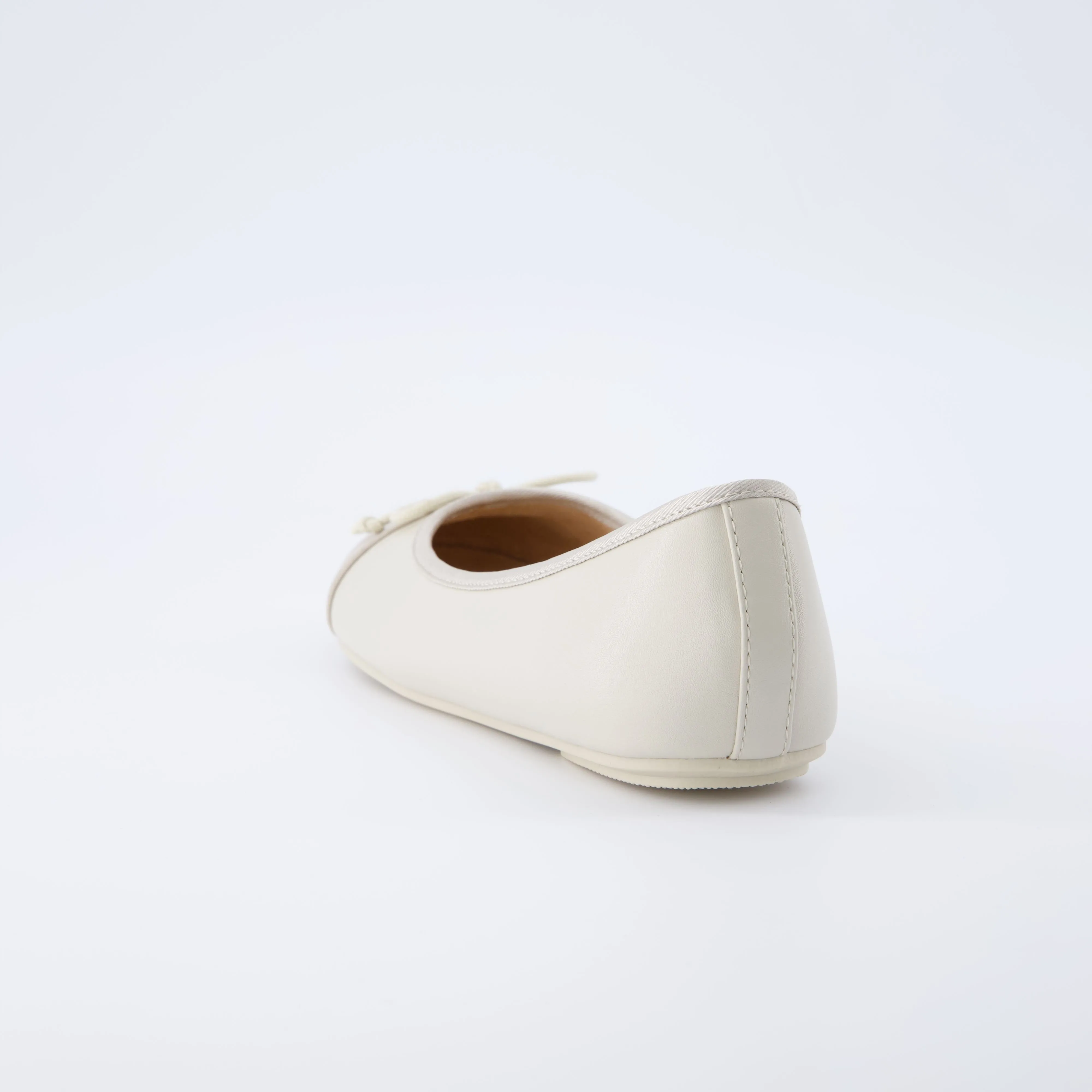 Cardi Cap Toe Flat