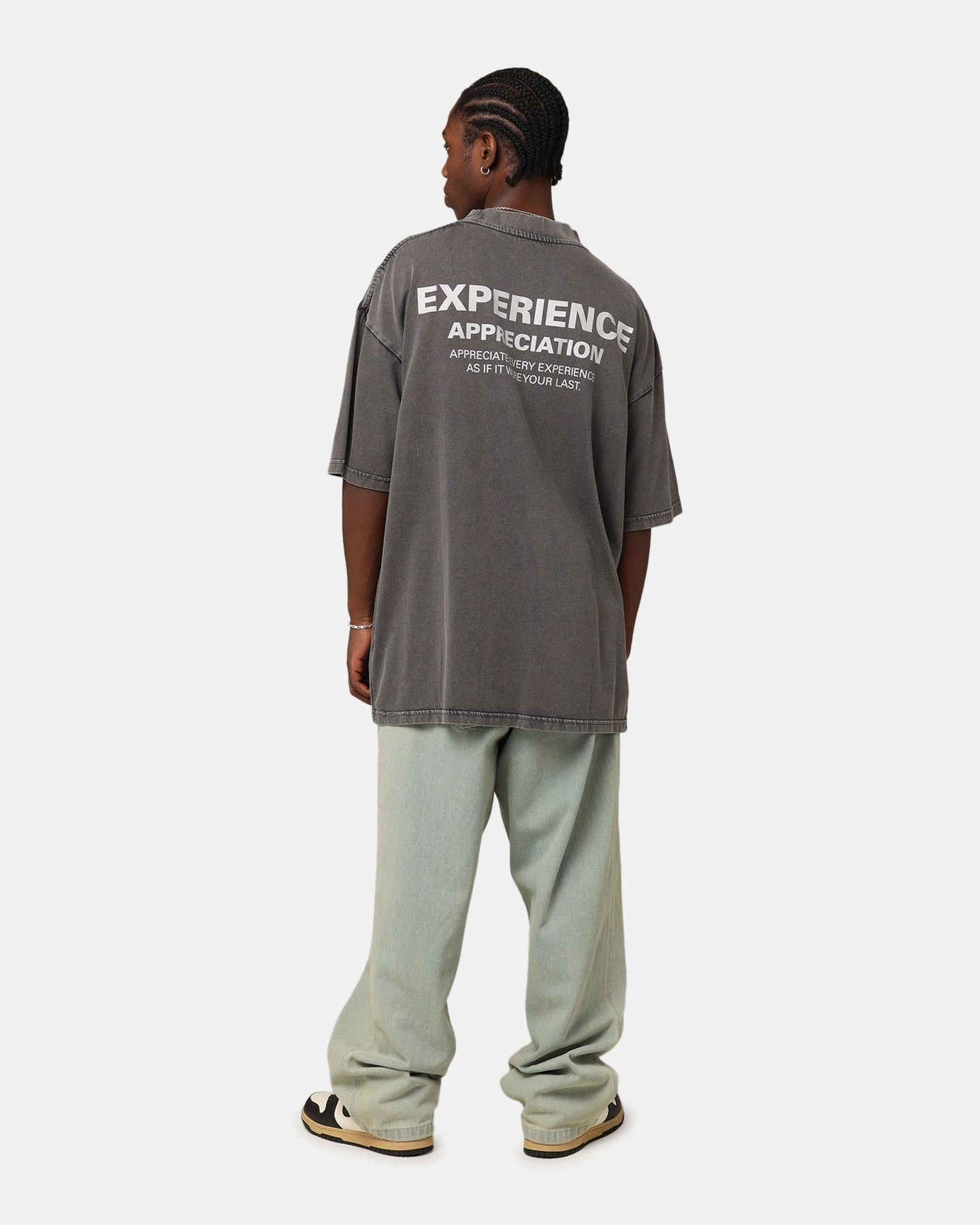 Carr?? Experienced Mock Oversized T-Shirt Washed Charcoal Chic Style Trend Timeless Appeal