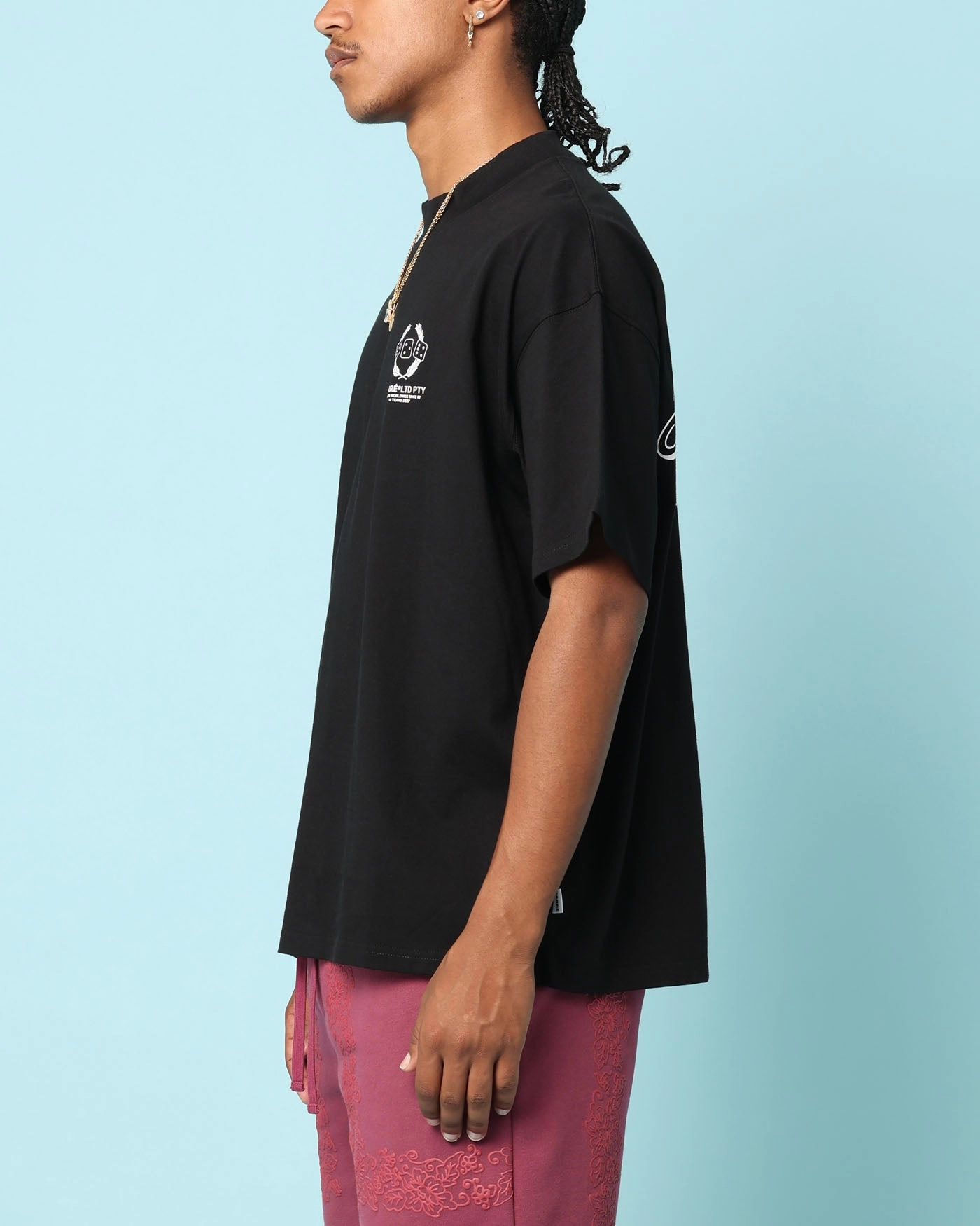 right size Carr?? Players Oversized T-Shirt Black