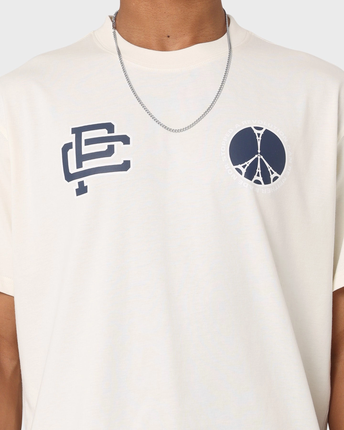 Carr?? Team Oversized T-Shirt Off White ReinforcedShoulderPanels Multi Directional Stretch