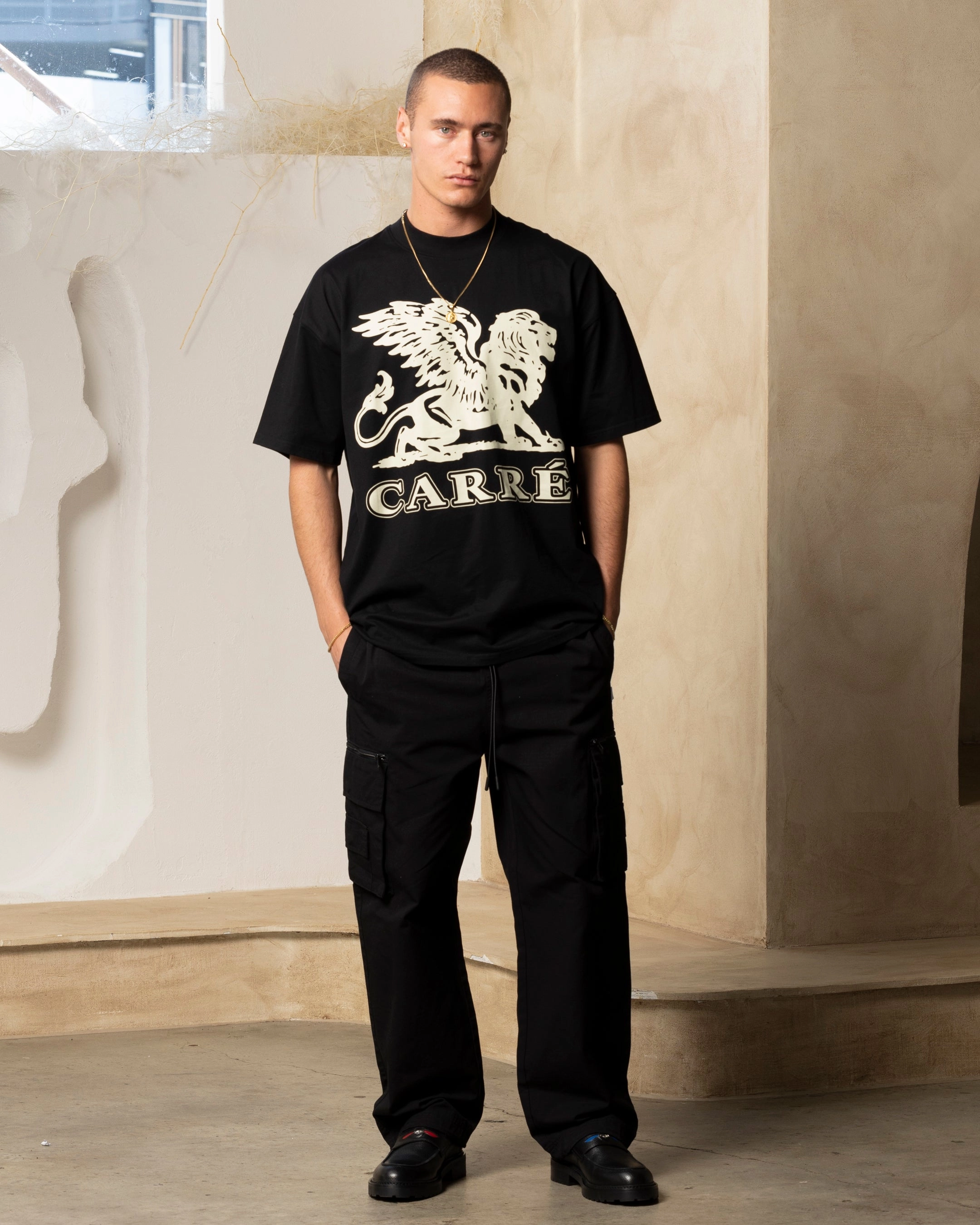 SeamlessSidePanels Carre Brave Oversized T-Shirt Black