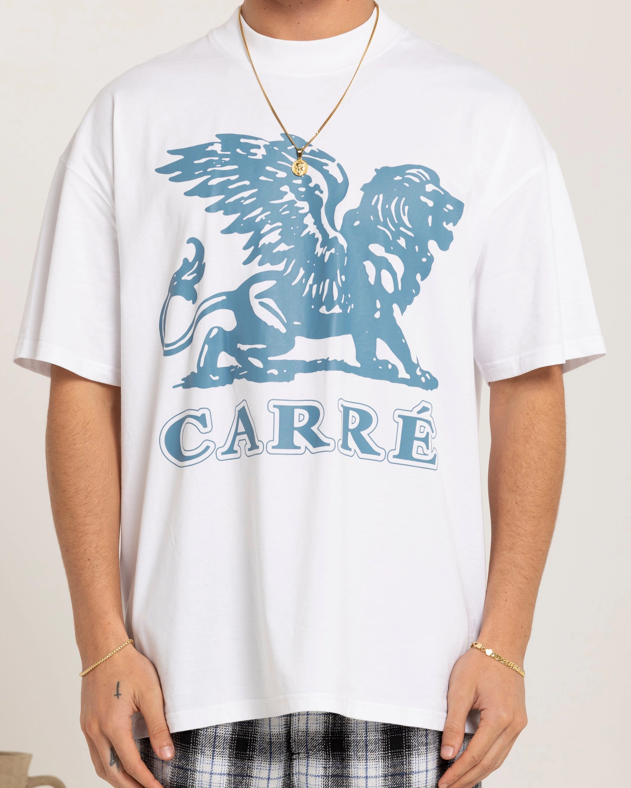 Casual and Soft Carre Brave Oversized T-Shirt White