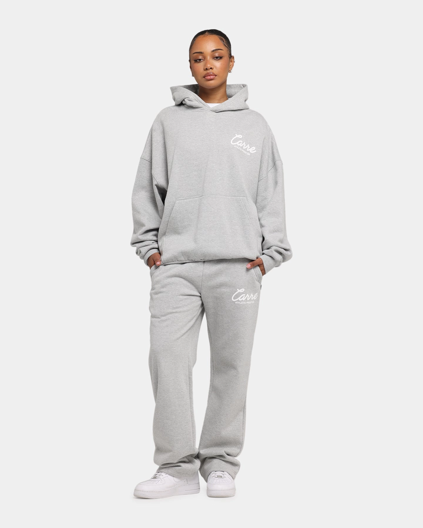Zip Pocket Comfortable Movement Carre Prestige Script Sweatpants Grey Marle