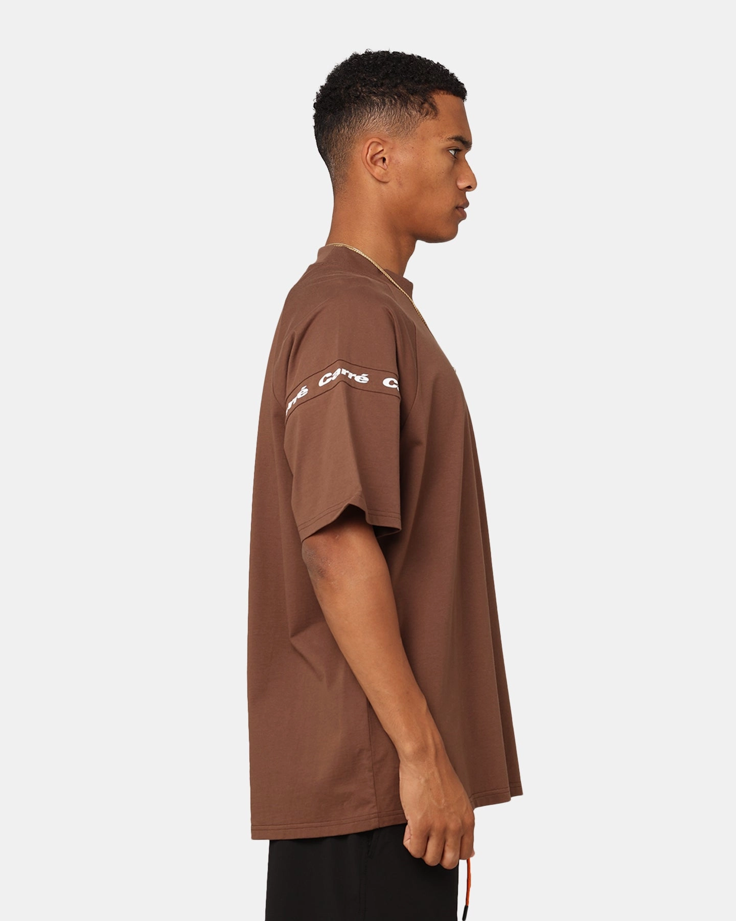 Carre Prime Oversized Raglan T-Shirt Dark Brown Ruffled edges