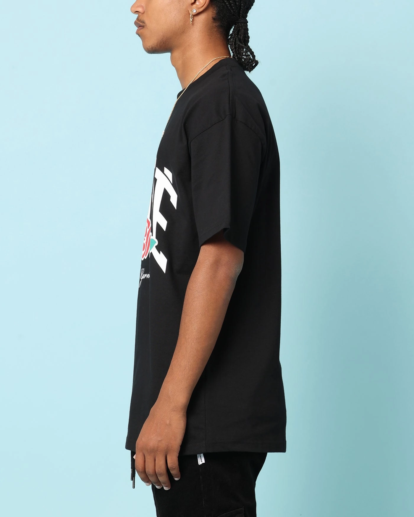 Carre Rosey Oversized T-Shirt Black Minimalist Style