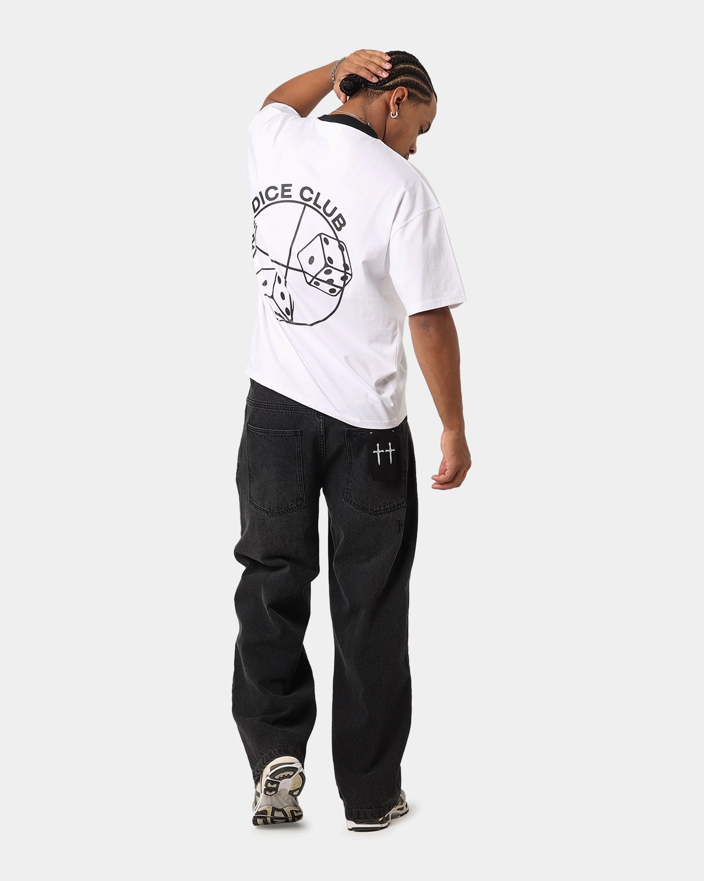 Travel Outfit Chill Comfort Carre Shootout Oversized Ringer T-Shirt White