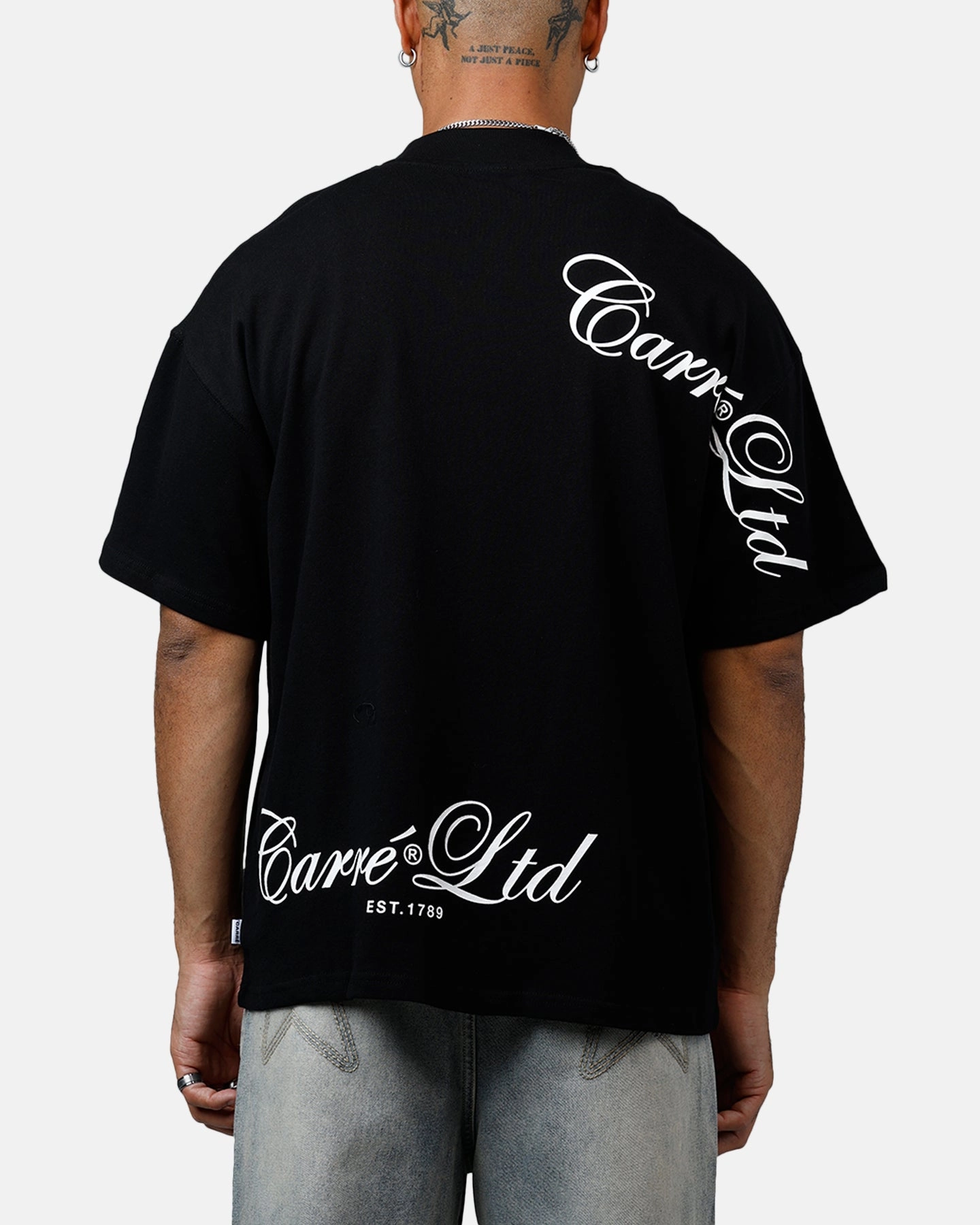 Everyday Chic Carre Side Script Oversized T-Shirt Black/White
