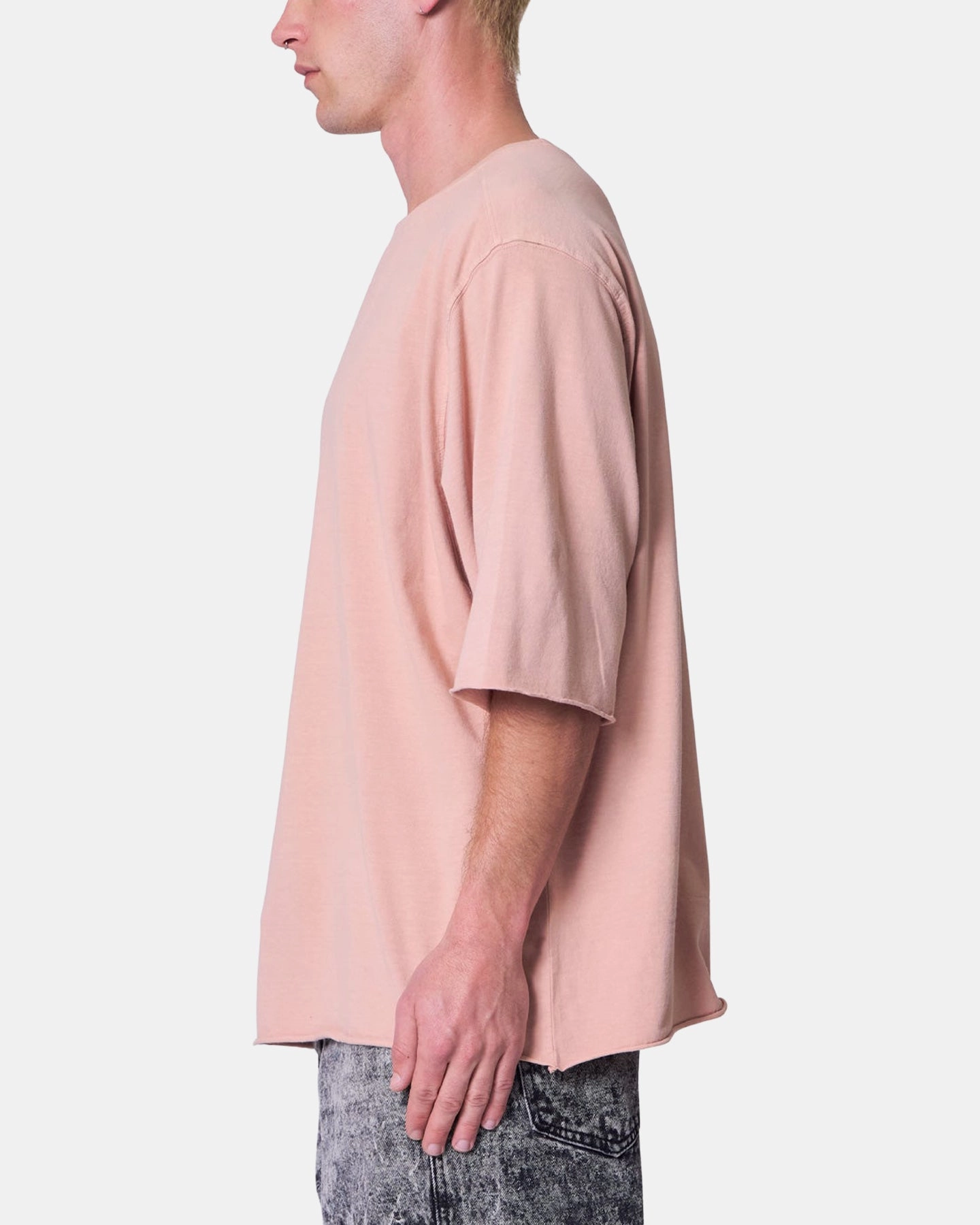Effortless Vibe Slim fit clothing MNML OG Oversized T-Shirt Pink