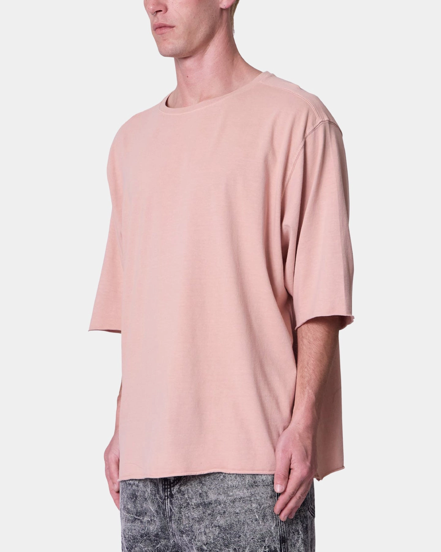 MNML OG Oversized T-Shirt Pink Cool and Chic Comfortable Piece