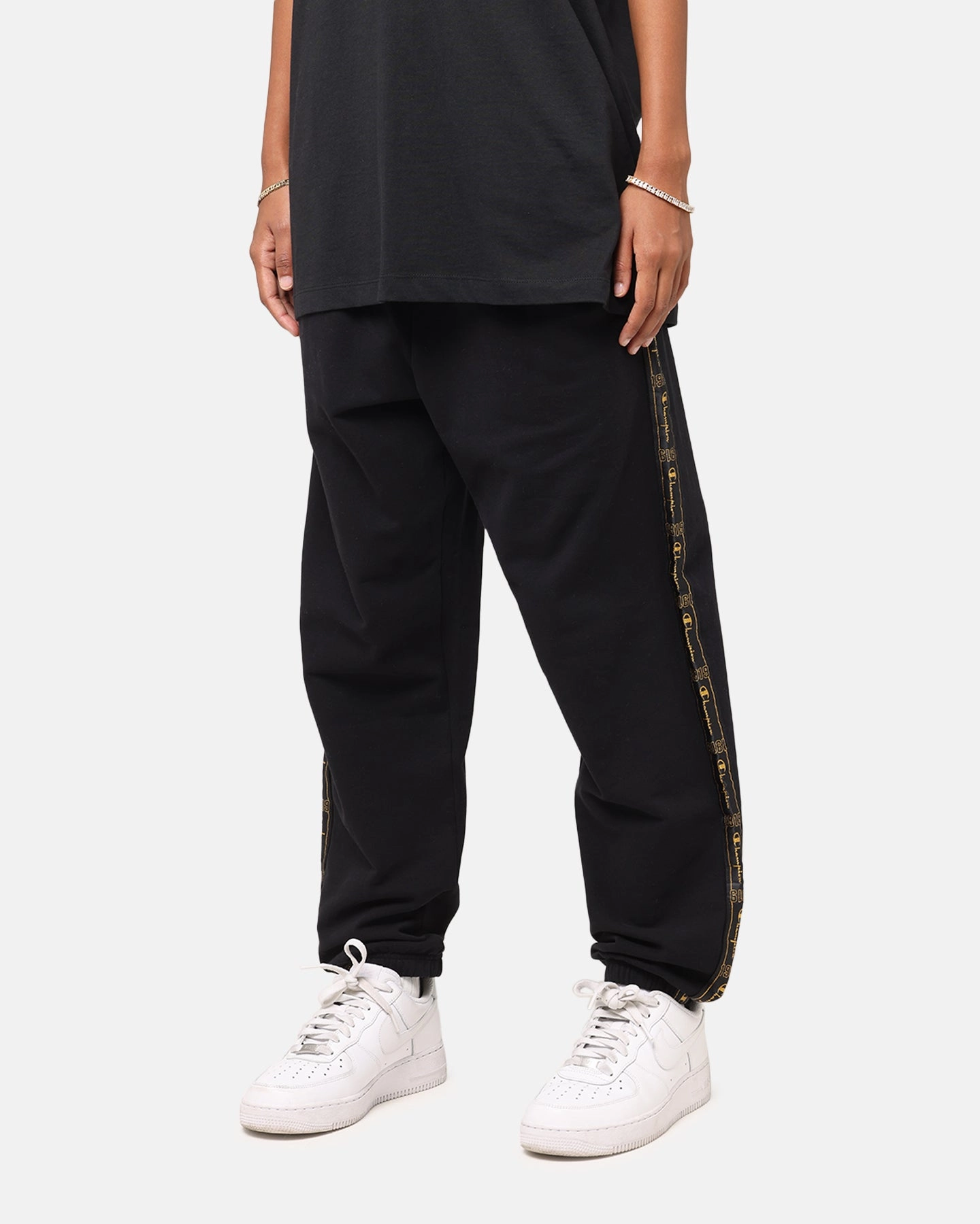 Champion Lux Taping Joggers Black Perfect Look AntiPilling