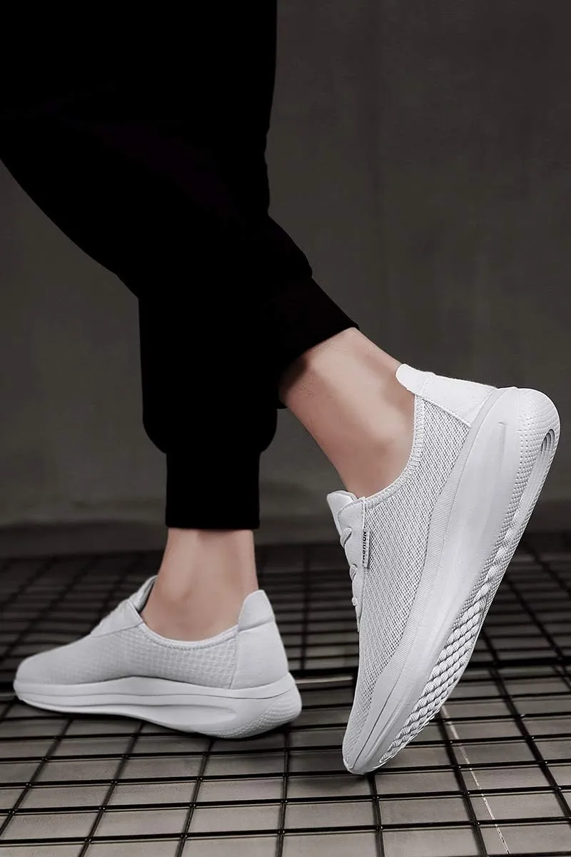 ChicWind Breathable Mesh Sports Shoes for Men Lightweight Athletic Running Shoes Comfortable Gym Sneakers