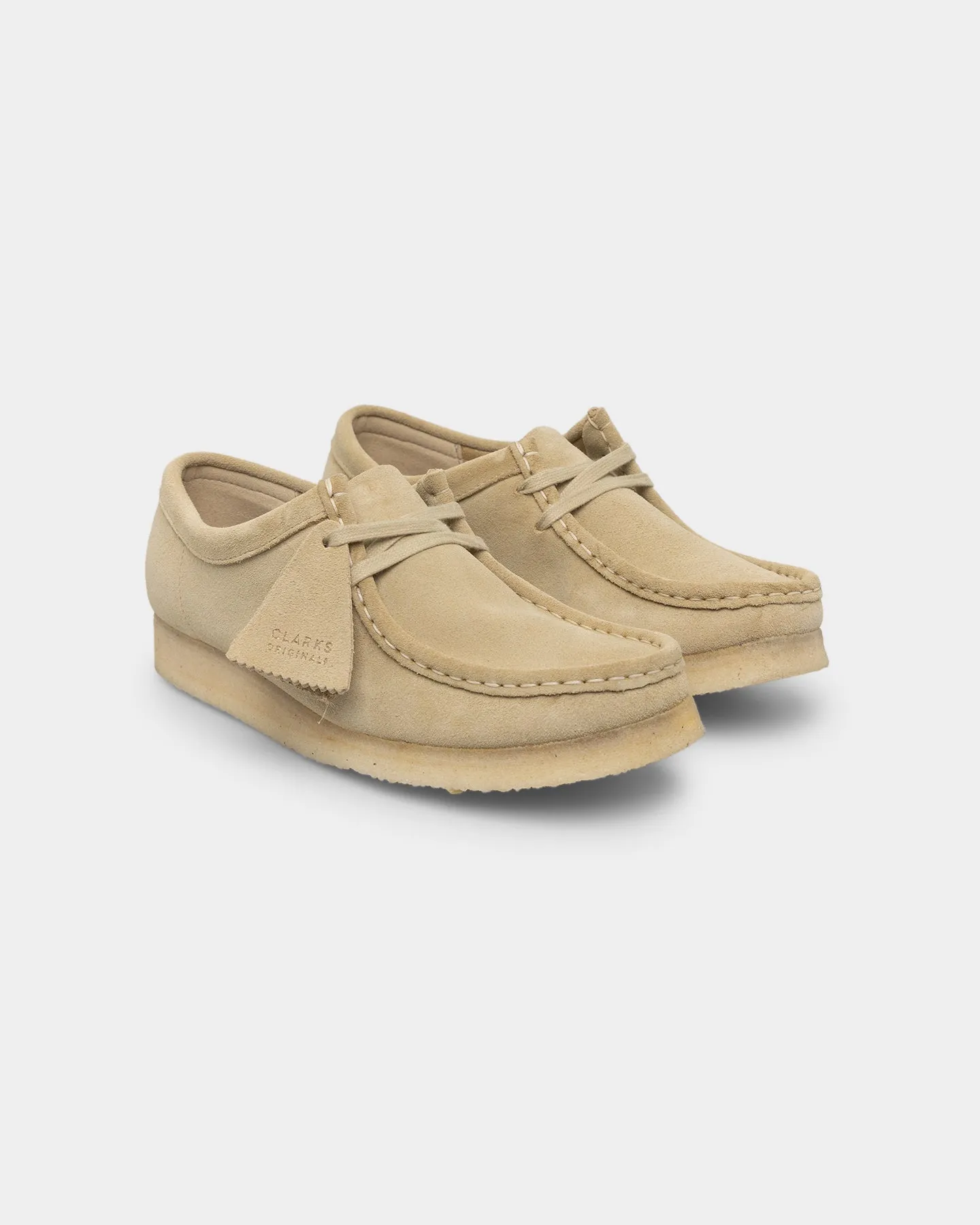 Soft Lining Fabric running in a forest Clarks Originals Women's Wallabee (M) Maple