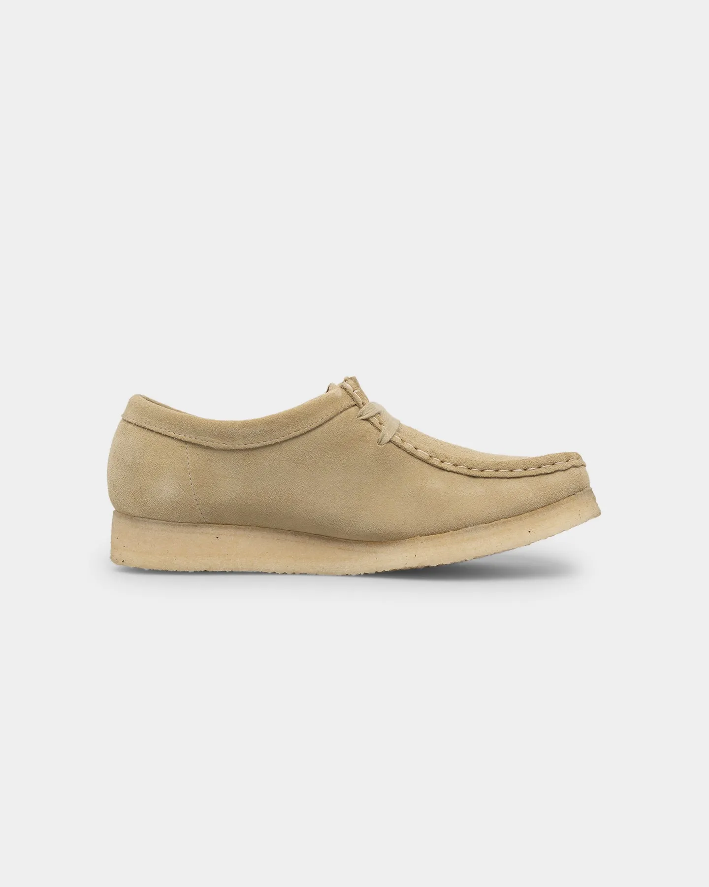 Clarks Originals Women's Wallabee (M) Maple training - session shoe suitability Gusseted Tongue Design