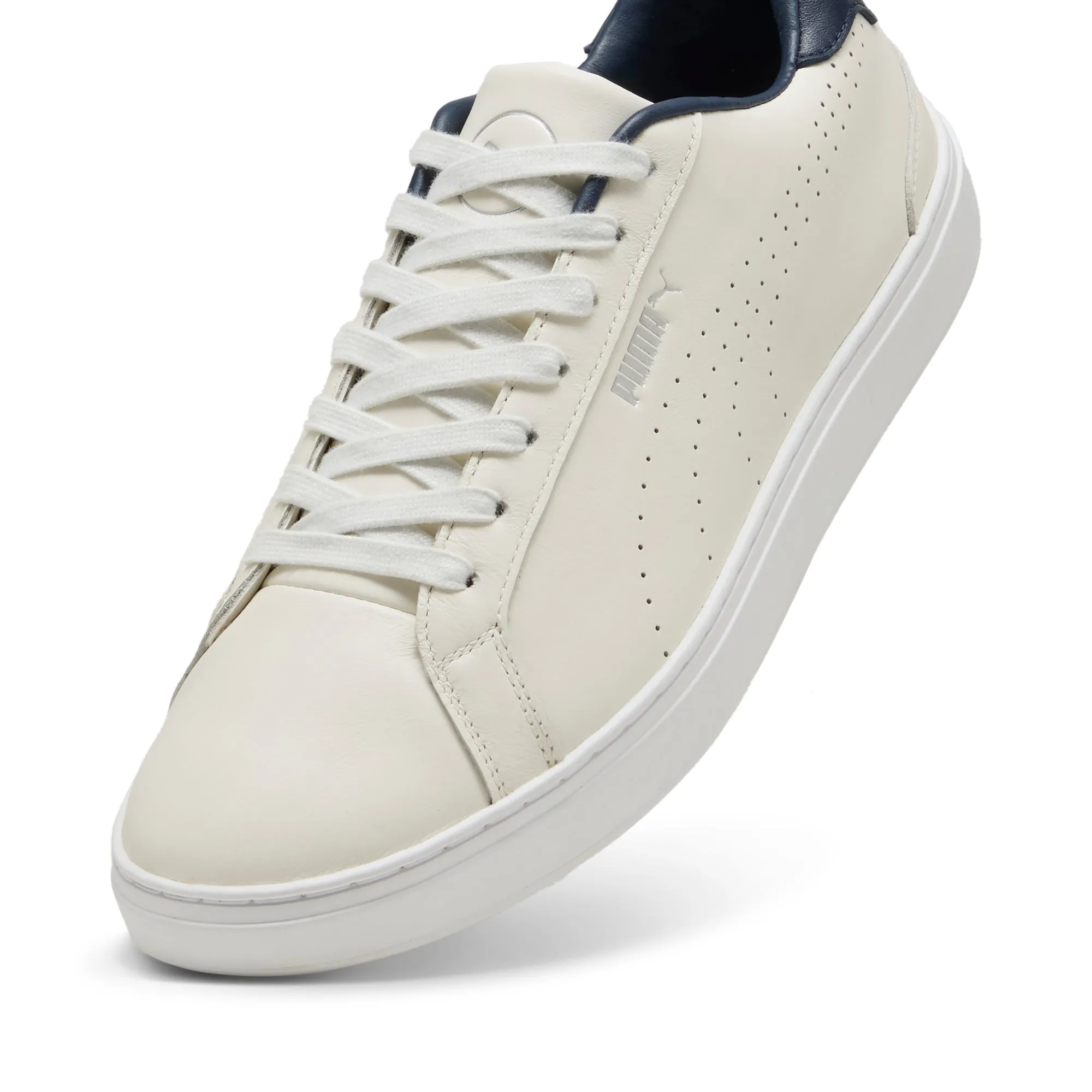 Classic G Spikeless Golf Shoes