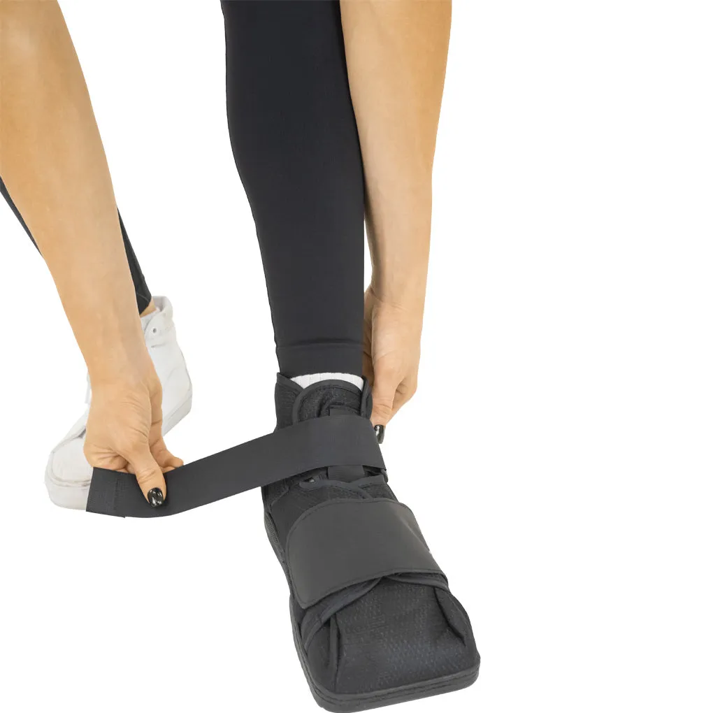 Closed Toe Shoe For Injury and Post-Op Recovery