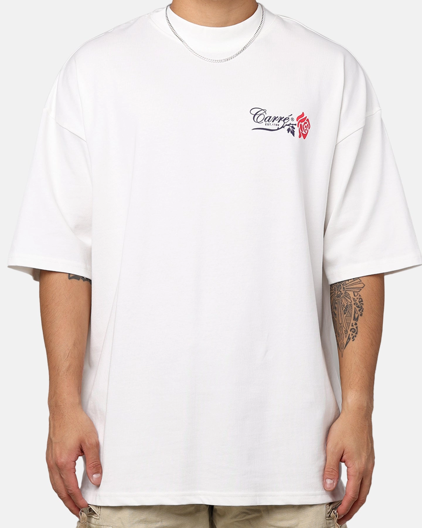 Carr?? Rara Oversized T-Shirt Off White Streetwear attitude Luxury exclusivity