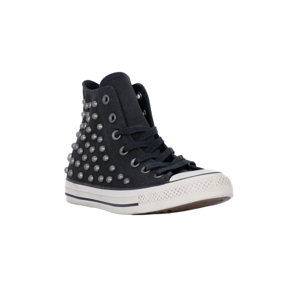 recycled content shoes Converse Distressed con Borchie 160958C black