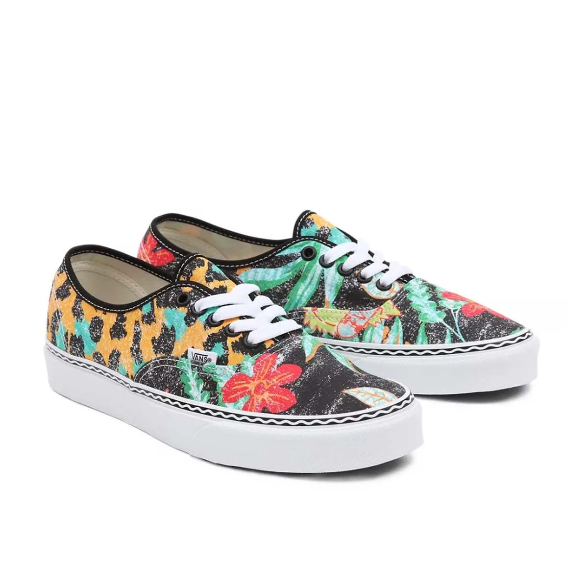   Crayola Authentic  'Van Doren' Outdoor Go Bridge View
