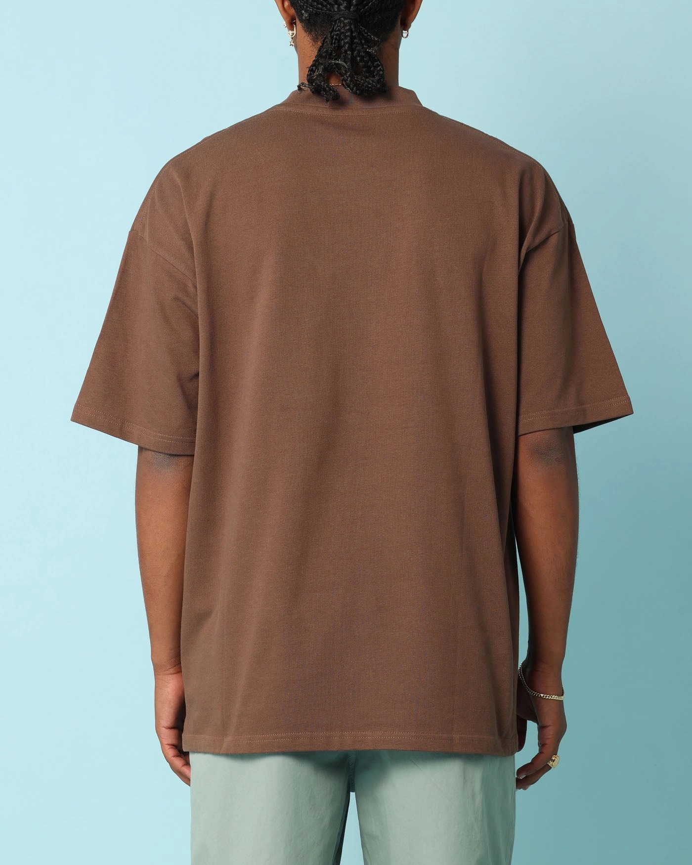 Perfect for Workouts Trendy All-Day Carr?? Enterprise Oversized T-Shirt Brown