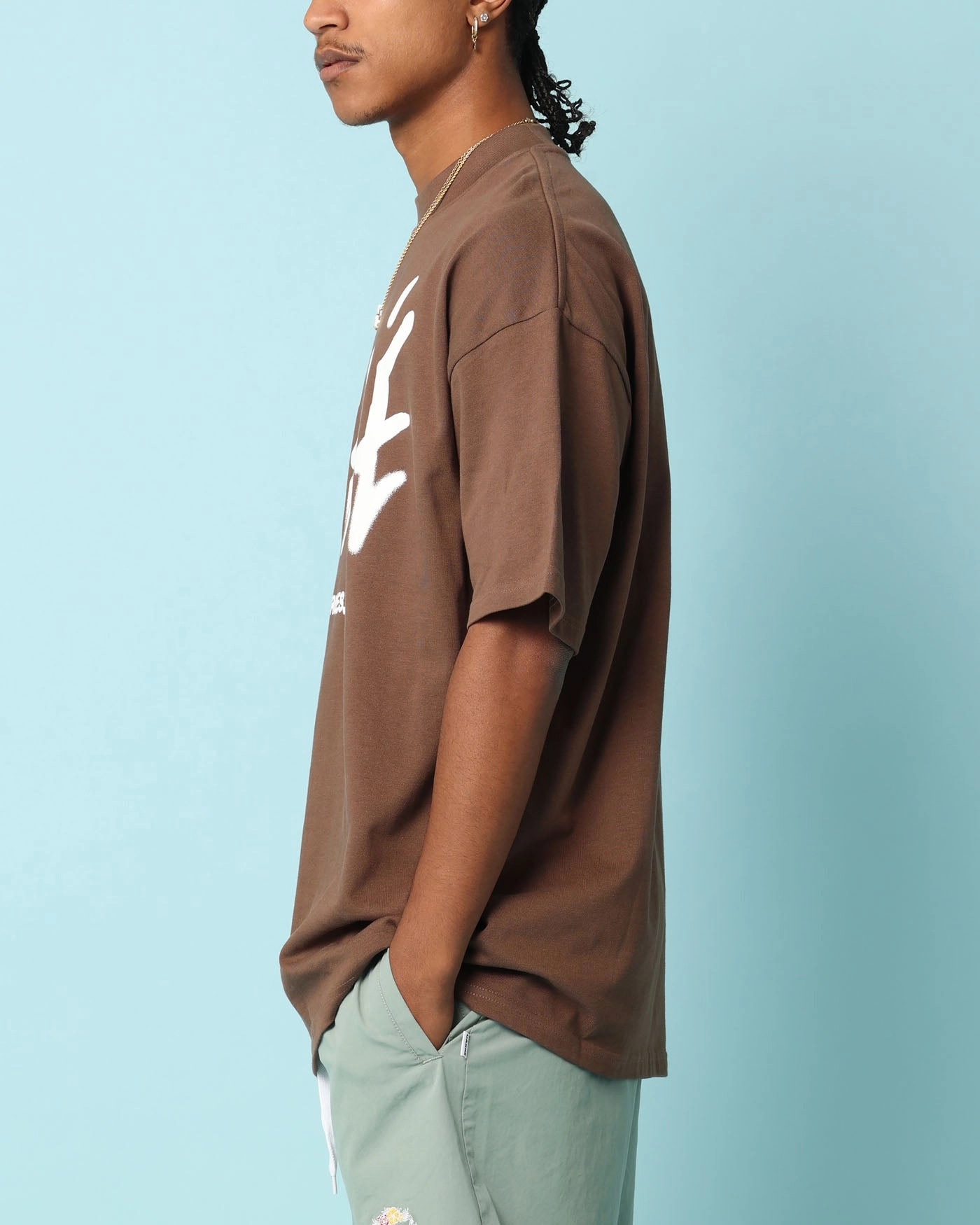Wrinkle Resistant Material waterproof Carr?? Enterprise Oversized T-Shirt Brown