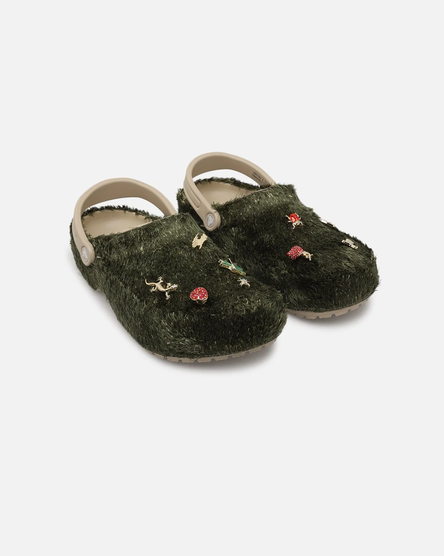 medium fit Leather Material Crocs Classic Grass Clog Grass Green