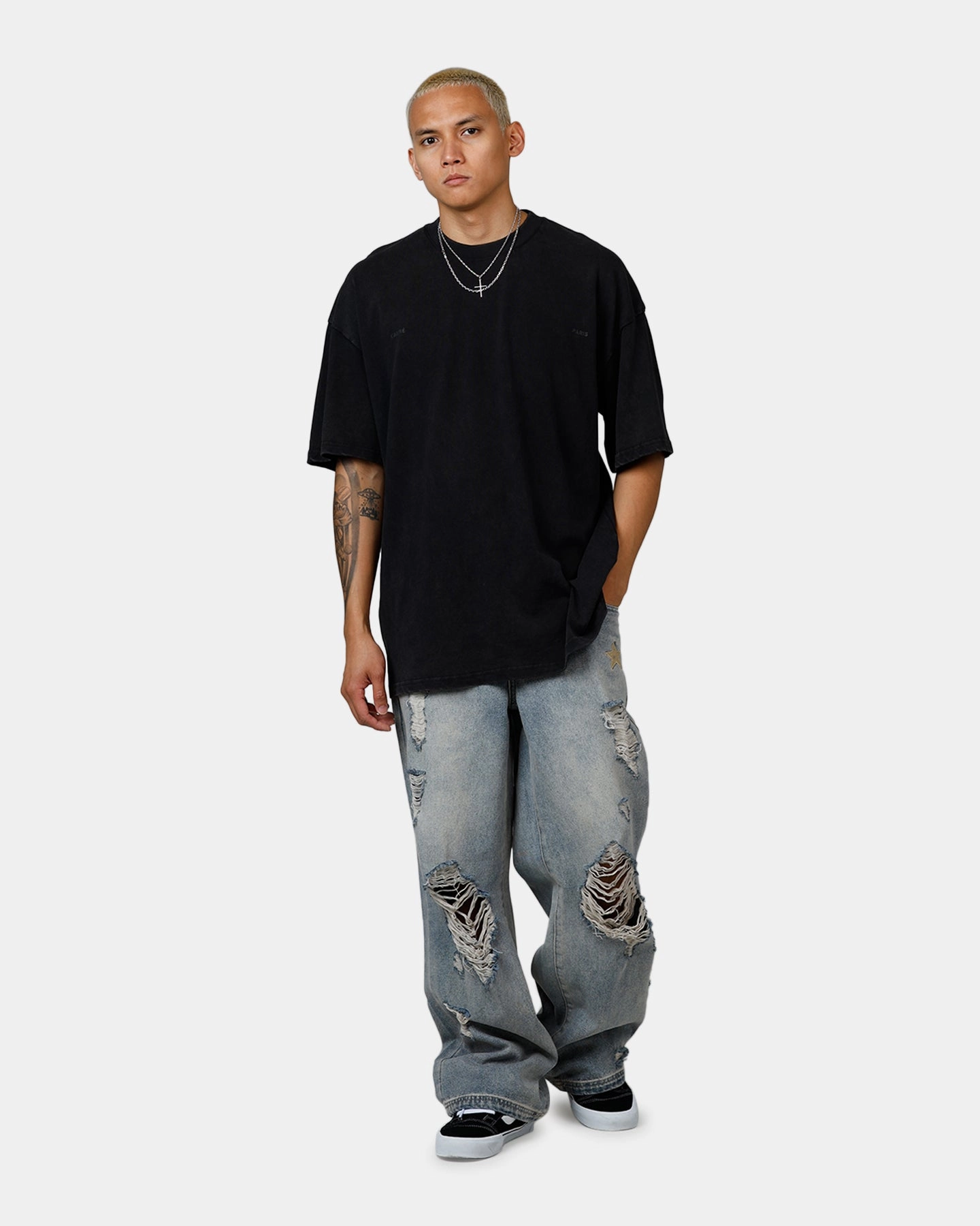 Carre Experience Oversized T-Shirt Black Wash Stylish and Fun Active Outfit Style