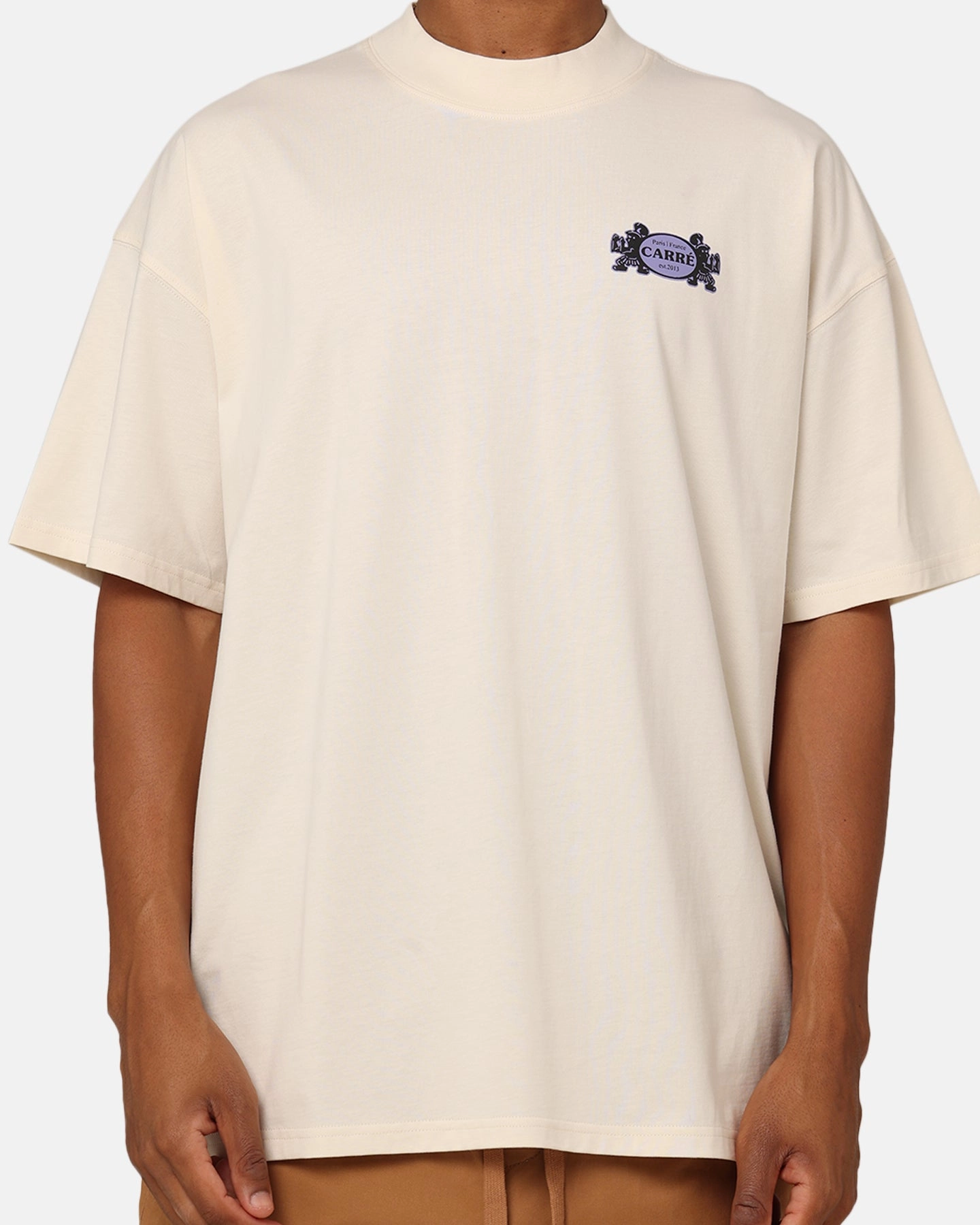 ReinforcedNeckline Holiday Style Carre Warrior Oversized T-Shirt Off White